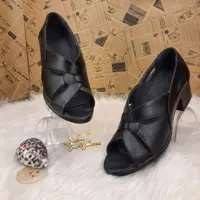 صندل تابستانی زنانه درنا