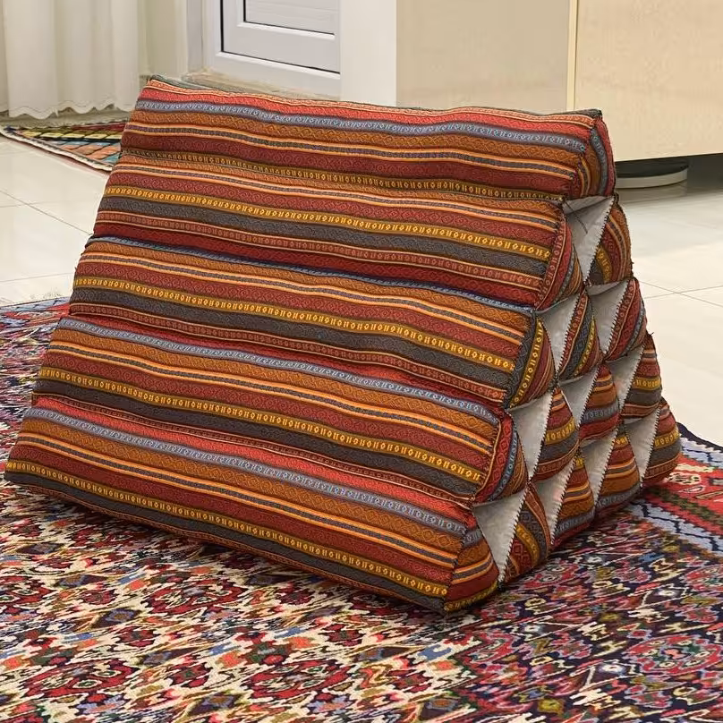 پشتی سه بعدی طرح گلیم