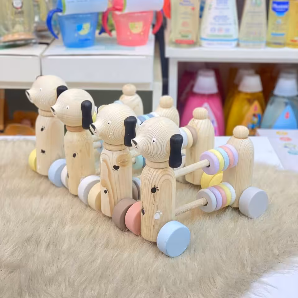 سگ شکم حلقه چوبی کودک