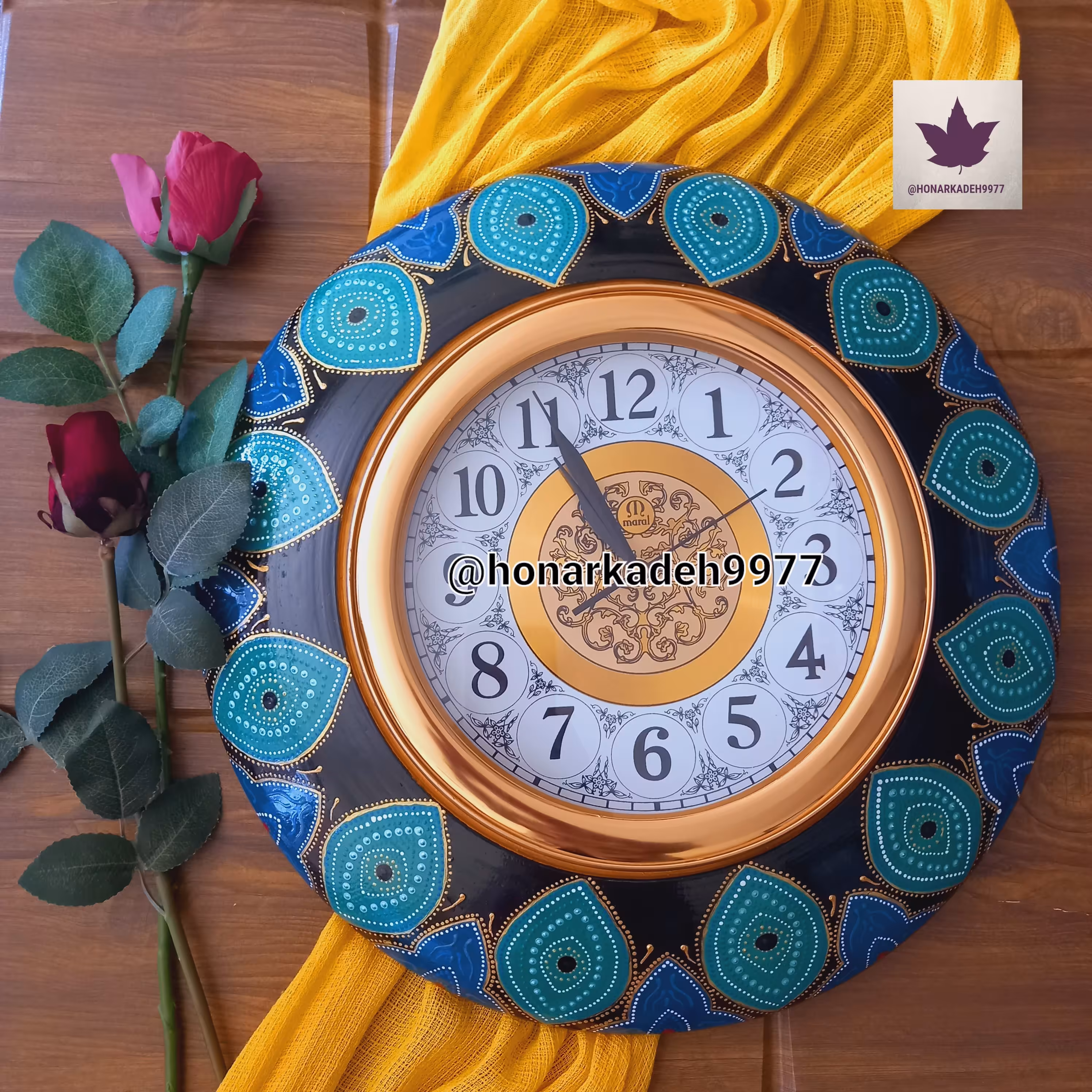 ساعت دیواری سفالی سنتی