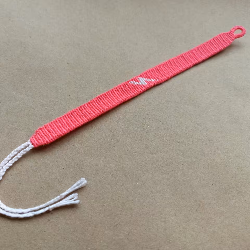 دستبند بافت مدل رعد (پس کرایه)