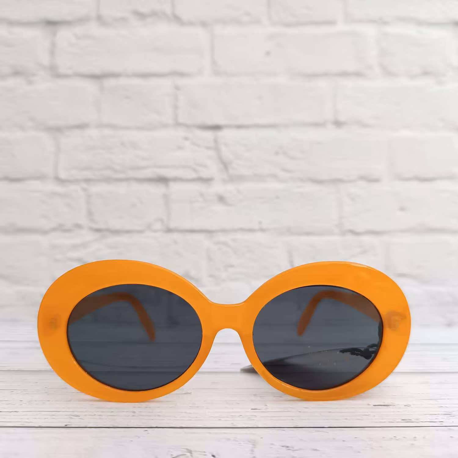 عینک  پولاریزه فریم جذاب بیضی نارنجی 