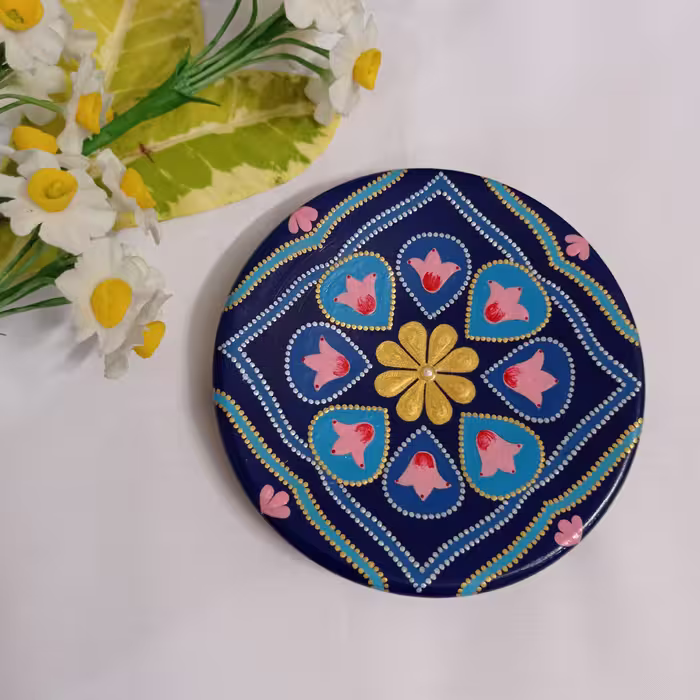 بشقاب دیوار کوب سفالی 