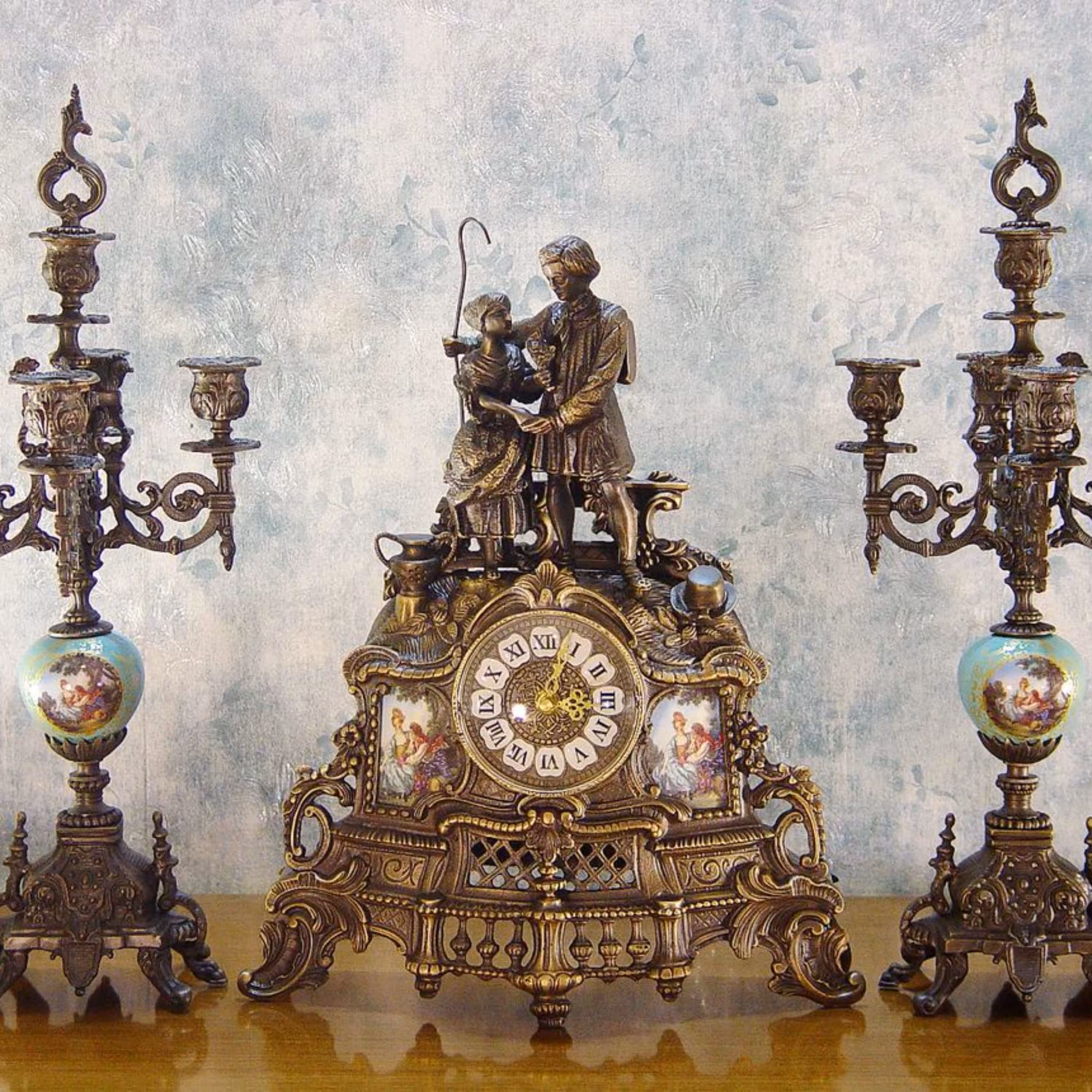 ست ساعت و شمعدان عروس و داماد  (باربری - پس کرایه )