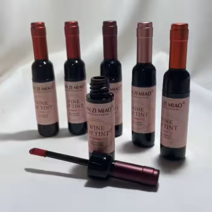 تینت لب شامپاینی