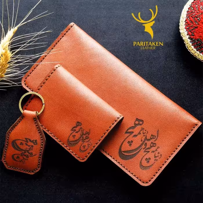 ست طرح نوشته کیف پالتویی، عابر بانک، سر کلیدی چرم دست دوز پاریتاکن