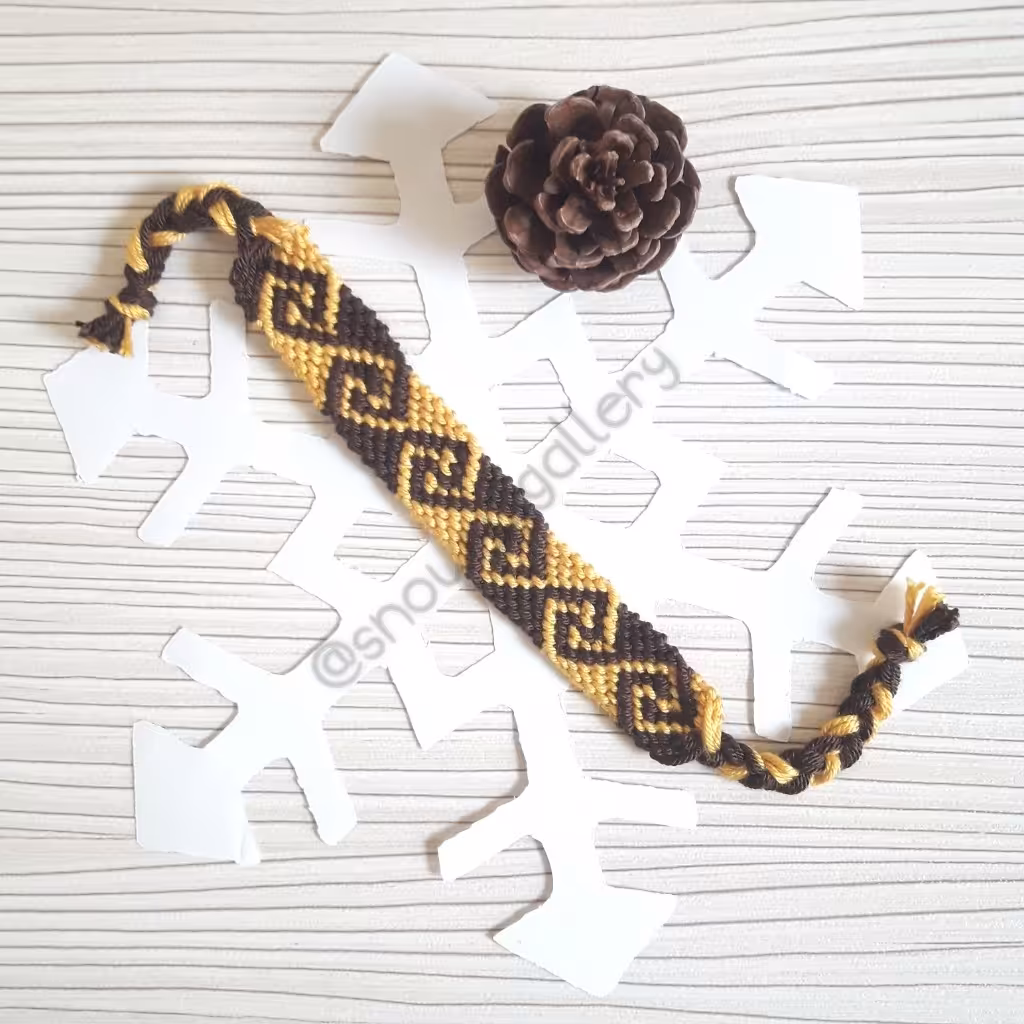 دستبند دوستی طرح ورساچه