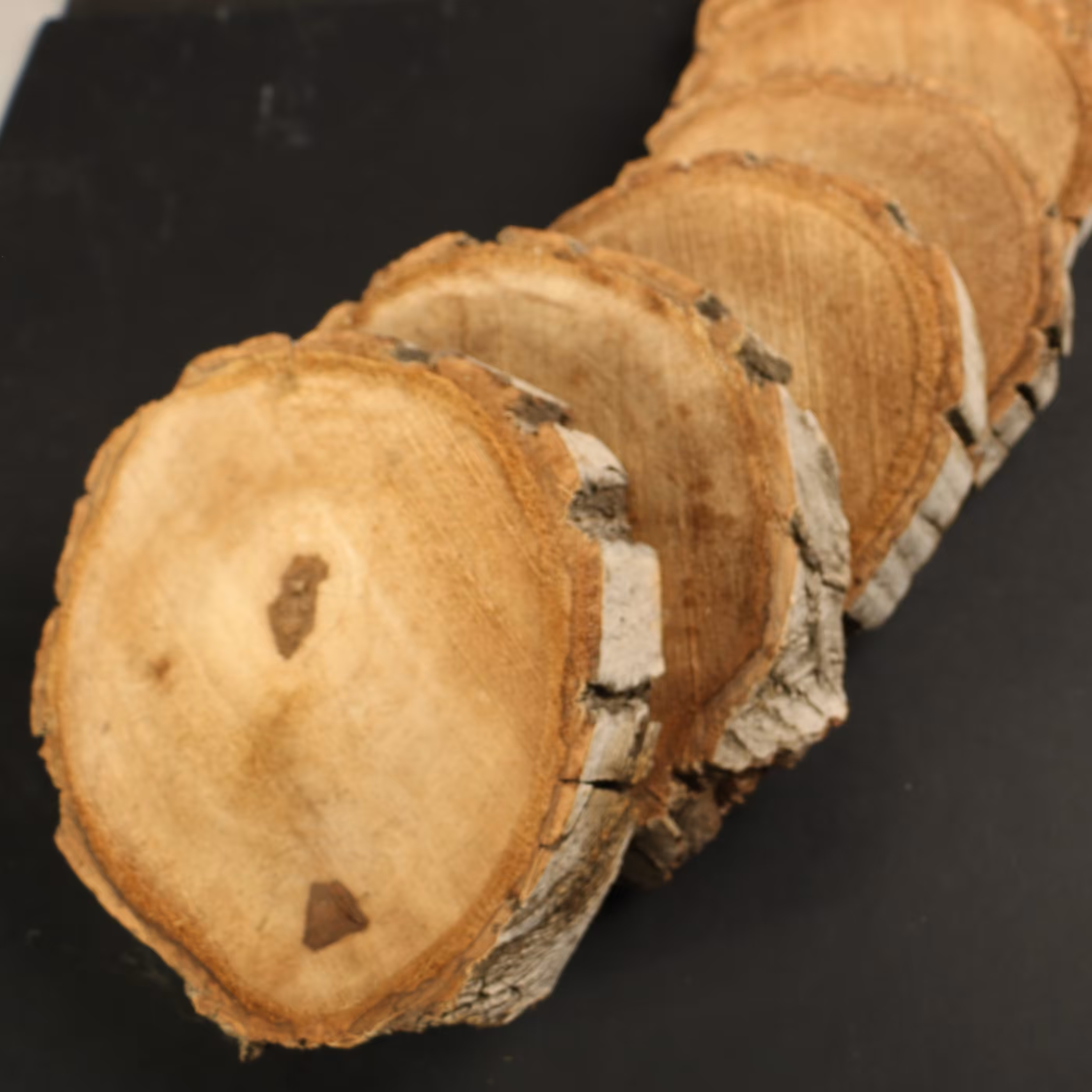 چوب برش خورده کالباسی  تا قطر 15 سانتیمتر 