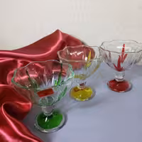 بستنی خوری پایه دار شیشه ای