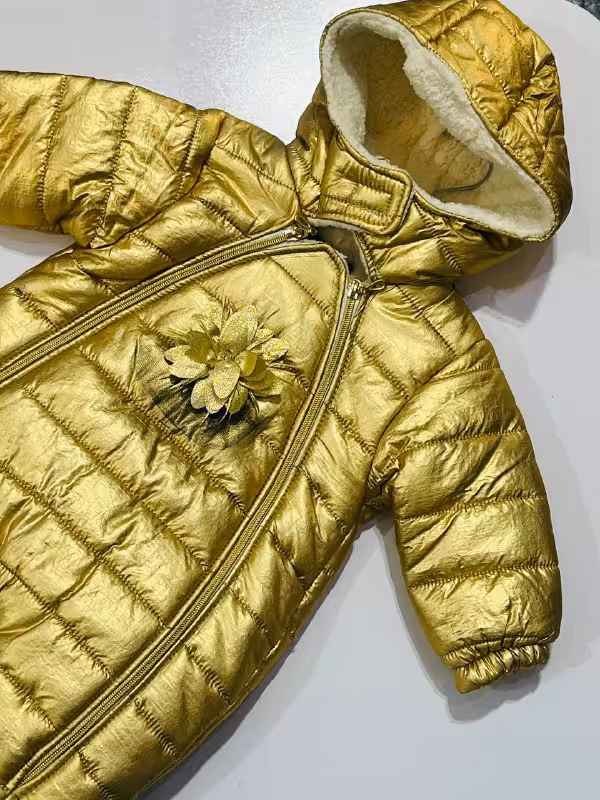 کاپشن سرهمی نوزادی اورجینال ترکیه دارای سایز  18-12-9 ماه برند