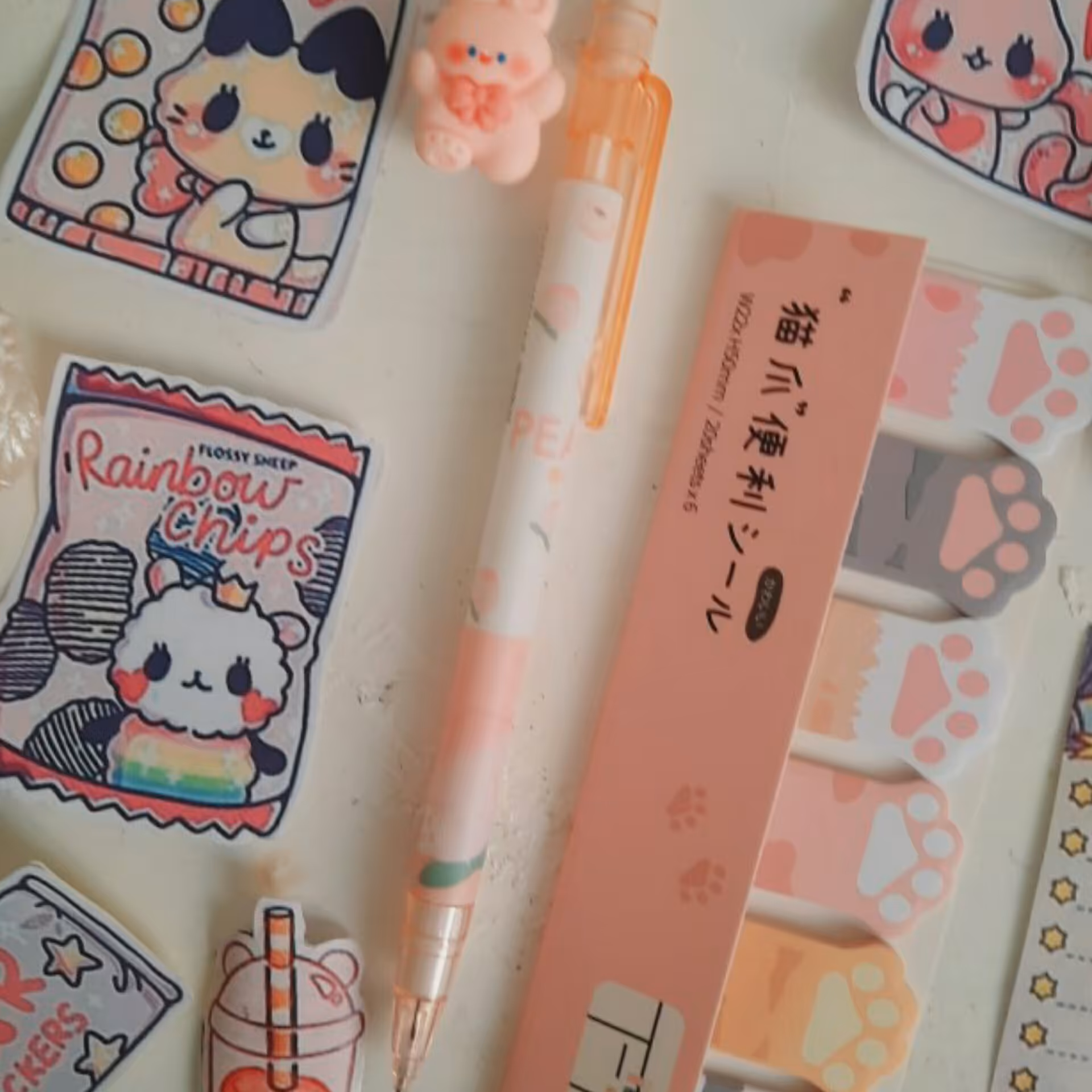 مداد اتود فانتزی طرح هلوی کیوت پاک کن دار کد3