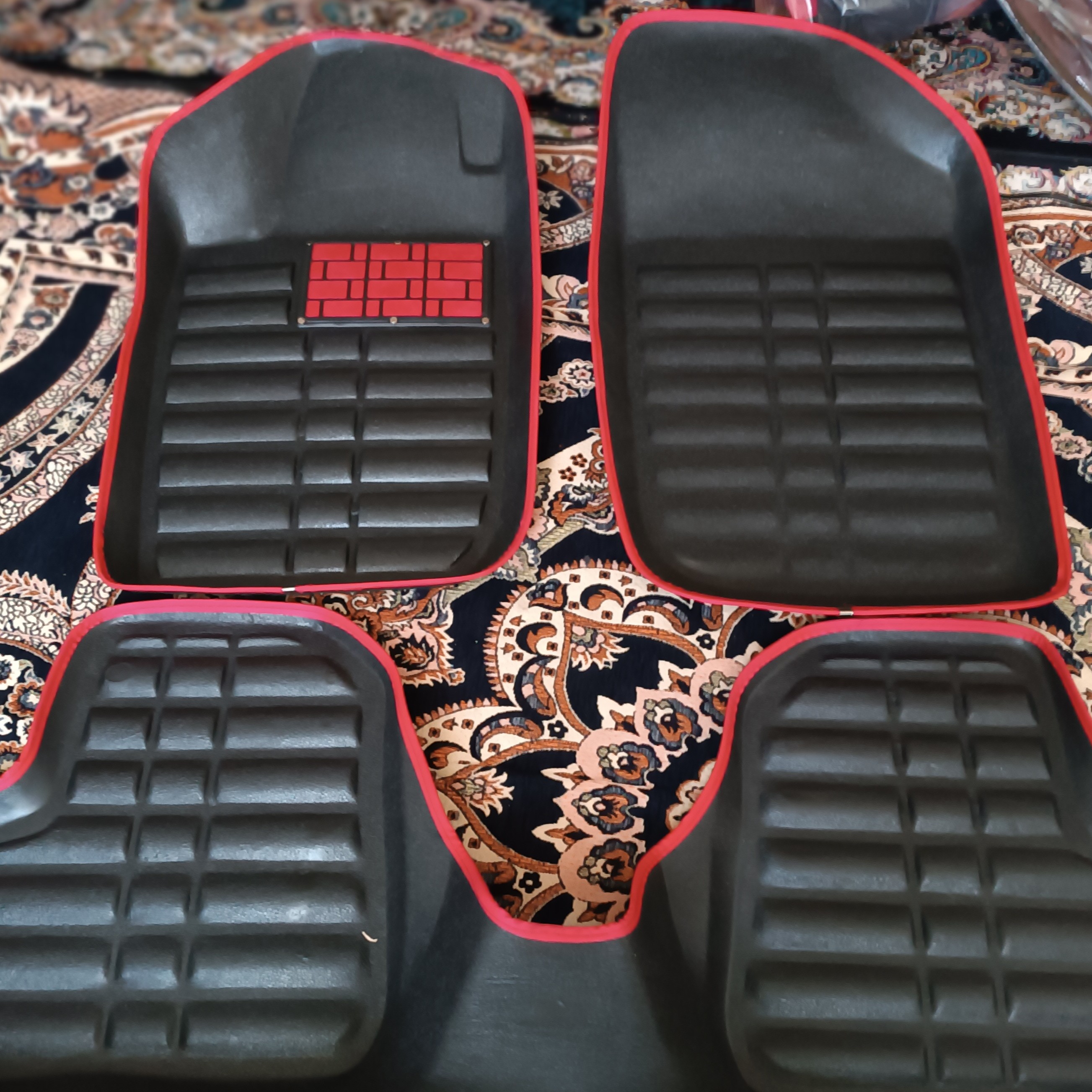 کفپوش سه بعدی پژوه206چرمی پشت نمدی با ضمانت یکساله کیفیت عالی رنگ بندی مختلف 