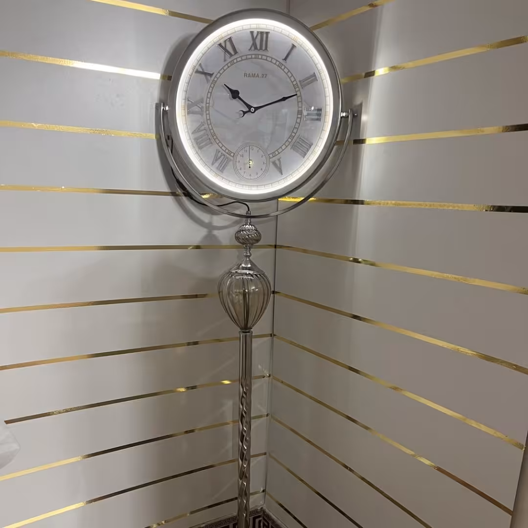 فیلم ساعت ایستاده تکپایه سیلور چراغدار