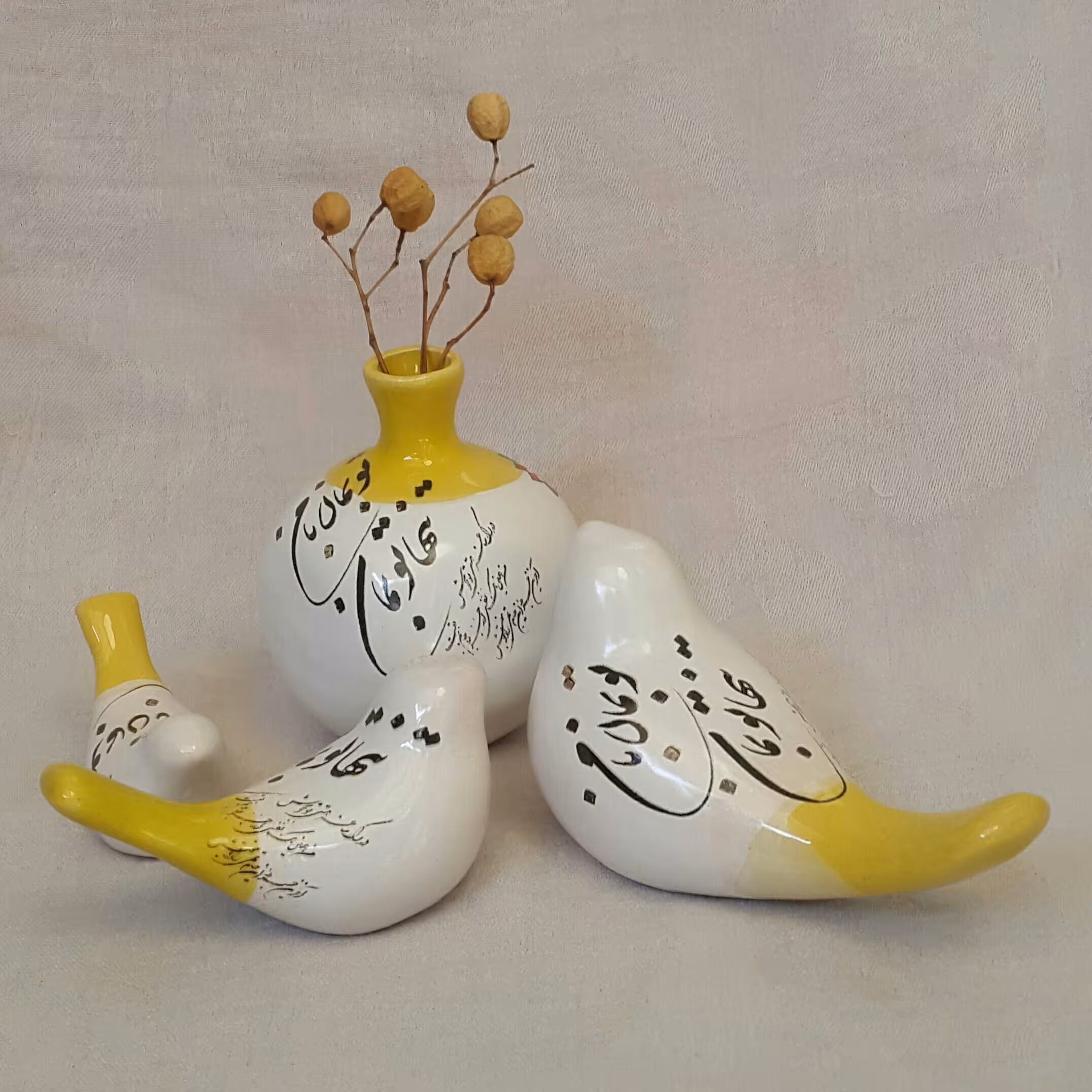 ست پرنده ( مرغ آمین ) و انار سرامیکی کد 24