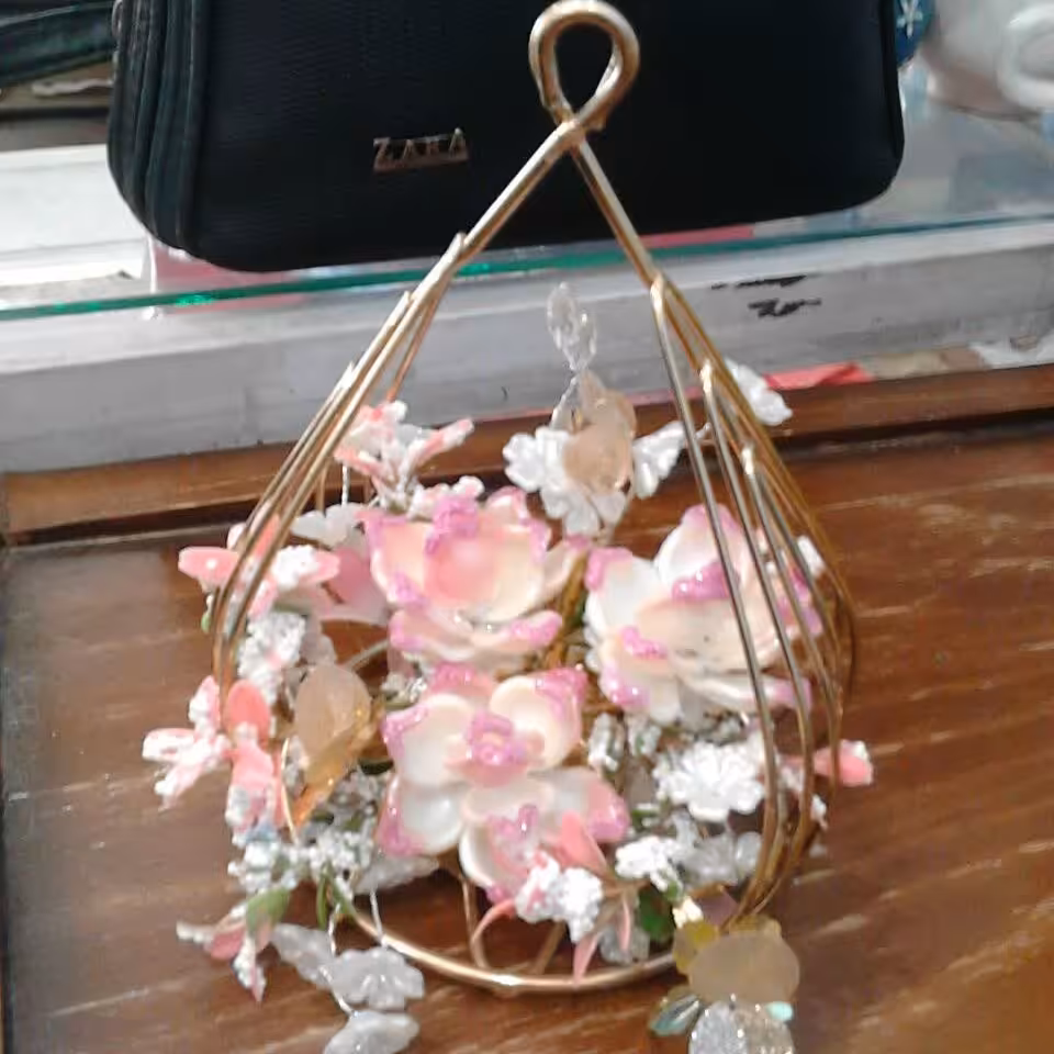 جا شمعی کار شده با گل رز کریستالی 