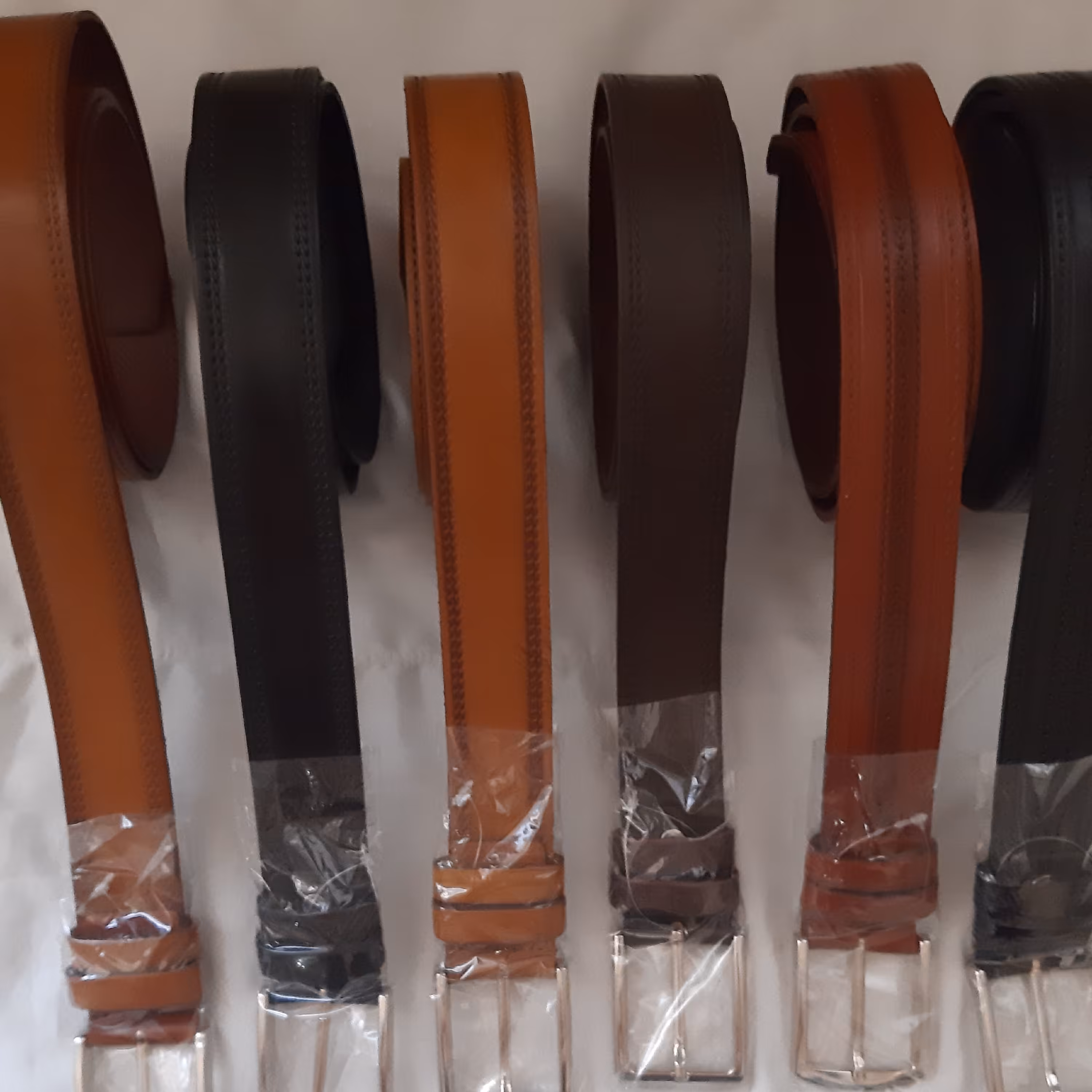 کمربند با چرم طبیعی در رنگهای مختلف