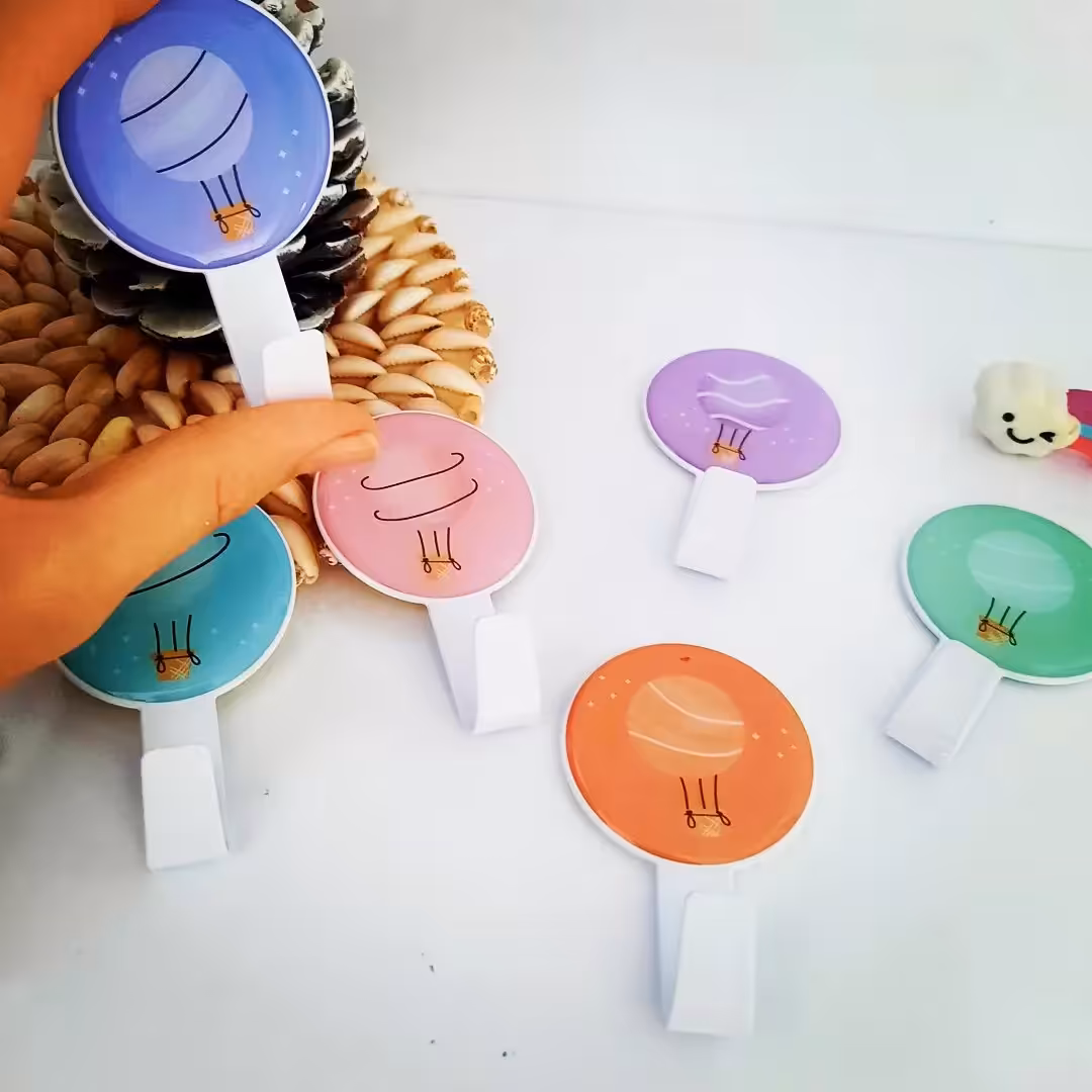 مگنت آویز فلزی چسبدار