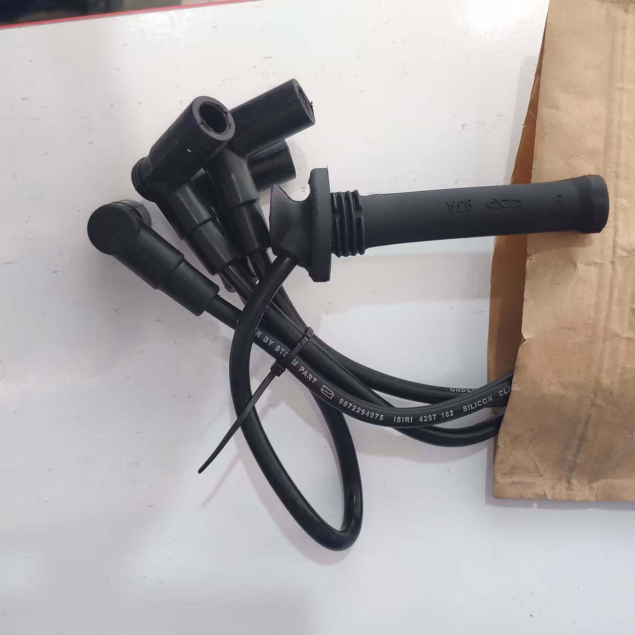 وایر شمع سلیکونی ام وی ام 110 چهار سیلندر 