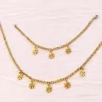 گردنبند و دستبند تمام استیل رنگ ثابت ضدحساسیت کارتیر ظریف با آویز گل 