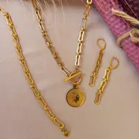 سرویس کامل با آویز سکه
