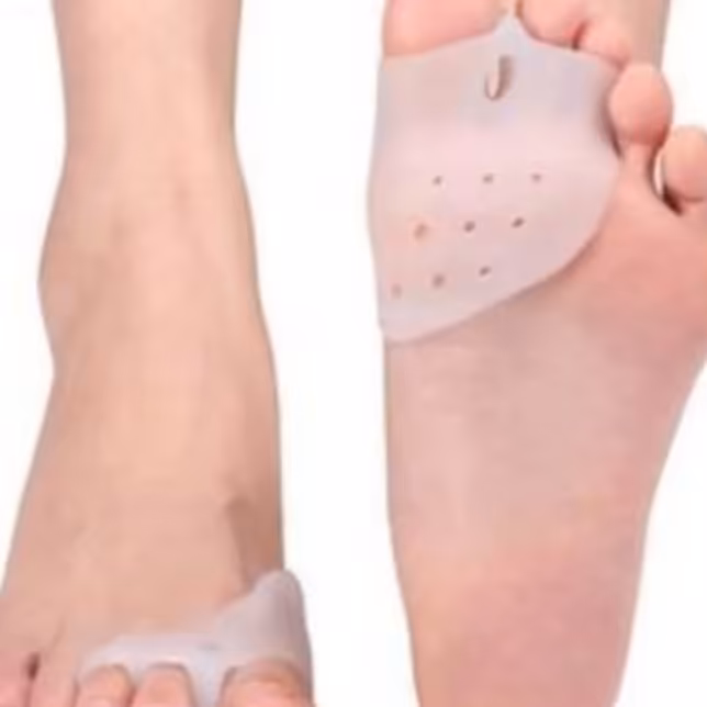 فاصله دهنده سه انگشت با پد مخصوص زیر پنجه  ب