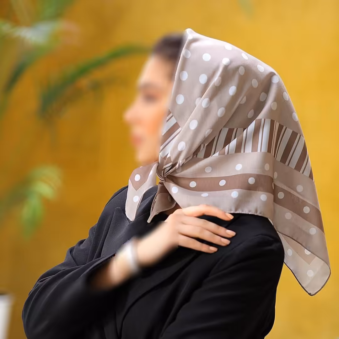 مینی اسکارف (باندانا) طیف رنگی نسکافه ای سفید طرح خال خالی ارسال رایگان 