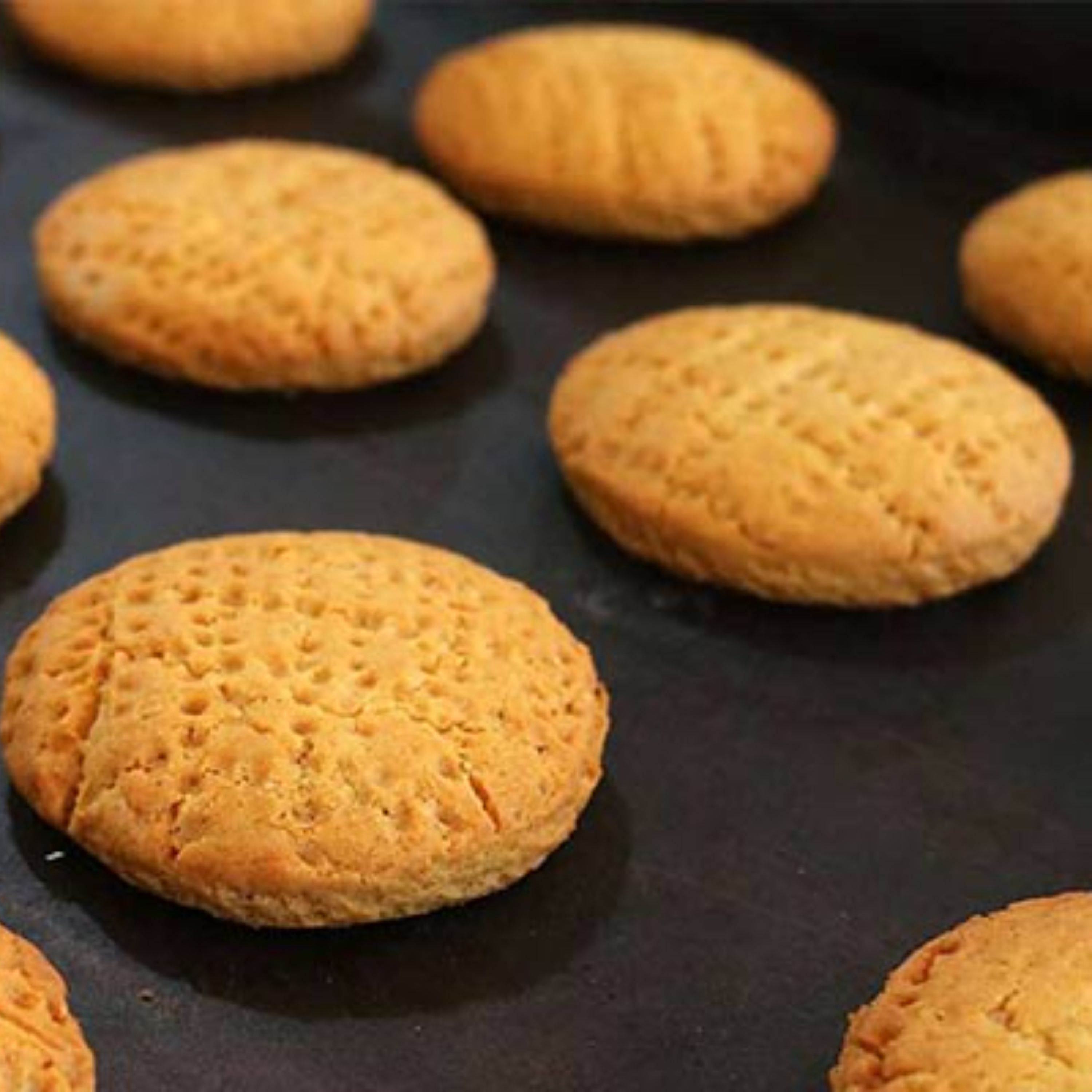 کلوچه زنجبیلی ممتاز(سوغات سبزوار)