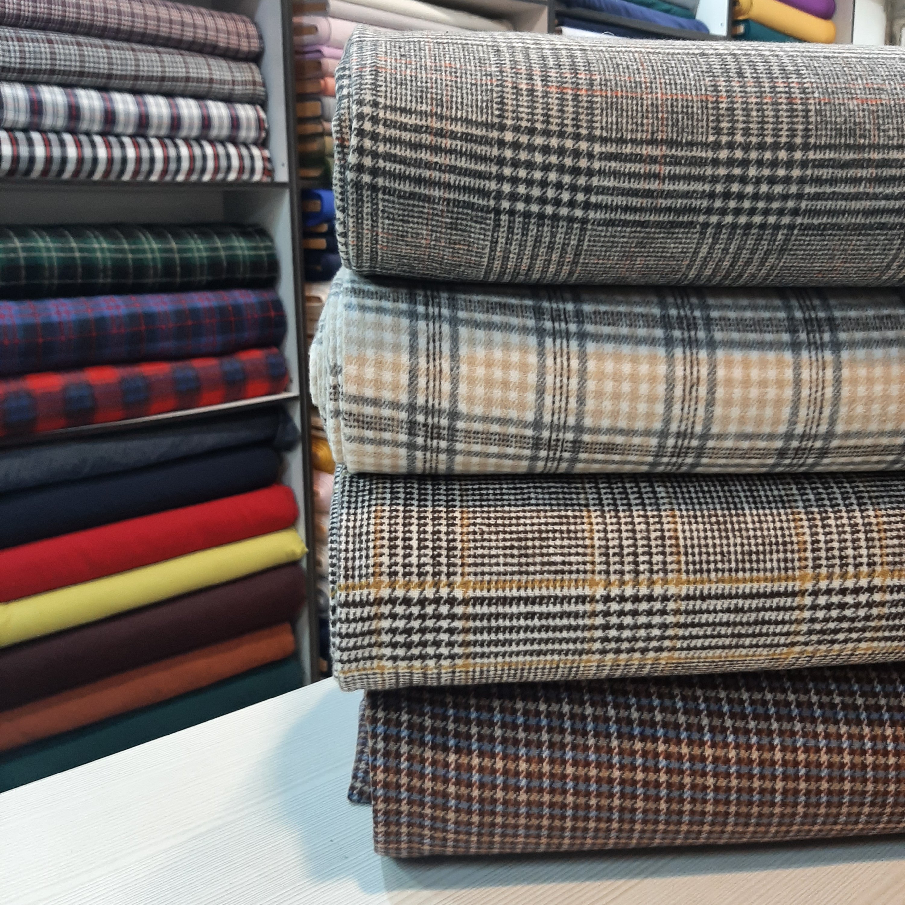 پارچه  موهر پشمی چهارخانه