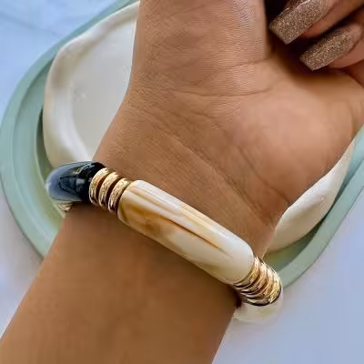 دستبند کشی میناکاری