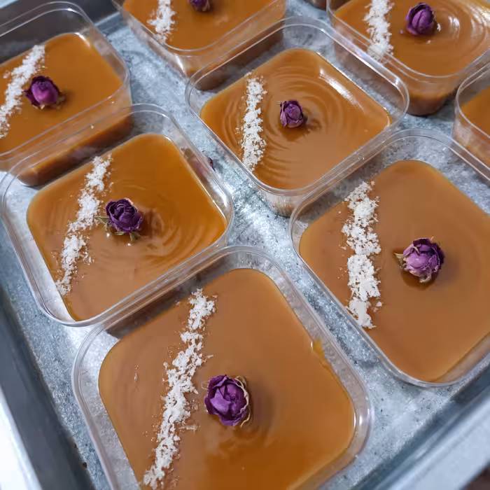 حلوا عربی ، پک 15 تایی، هر ظرف 5×5  ، وزن کل پک حدود 700 گرم