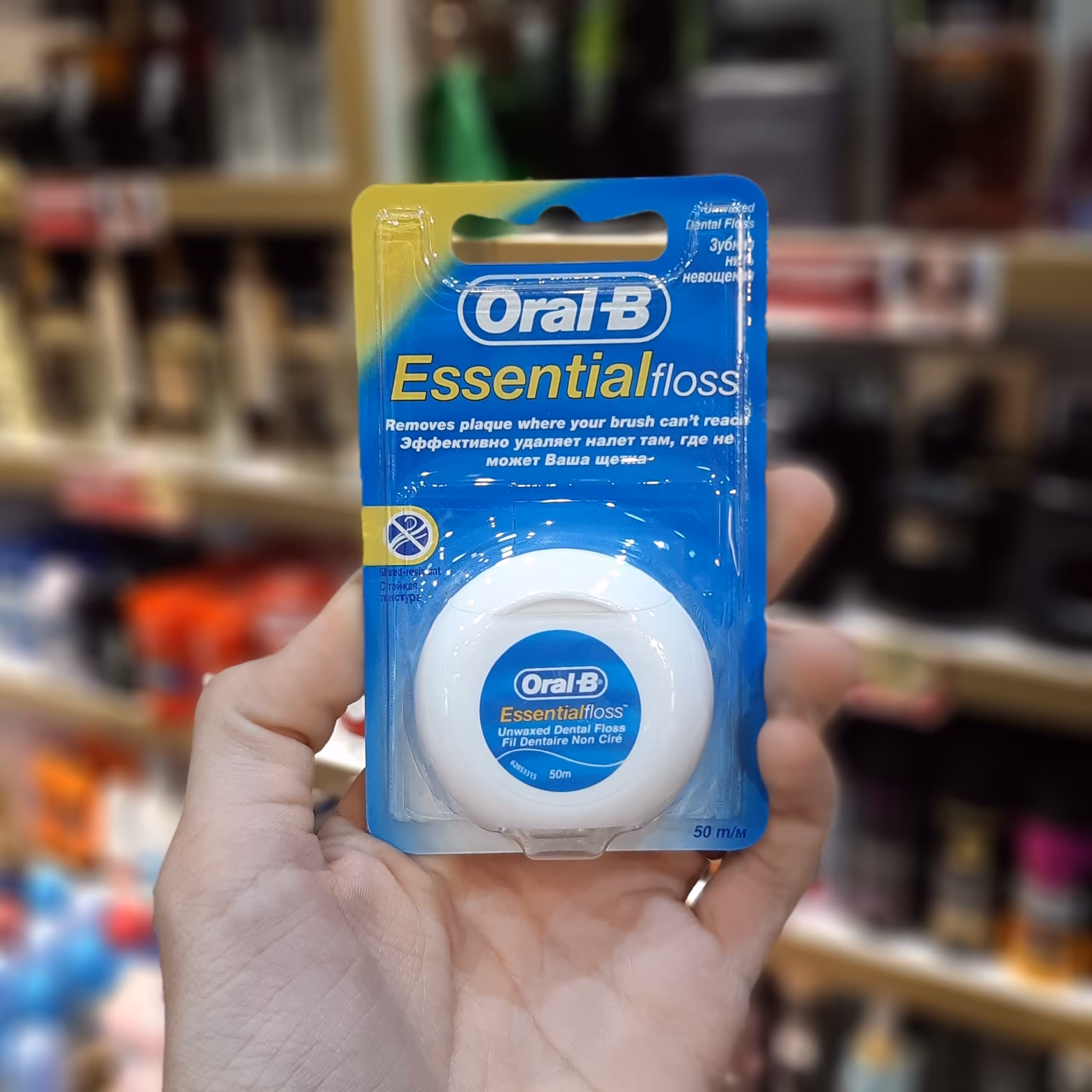 نخ دندان اورالبی مدل essential flossمتراژ50متر نازک طعم نعنایی