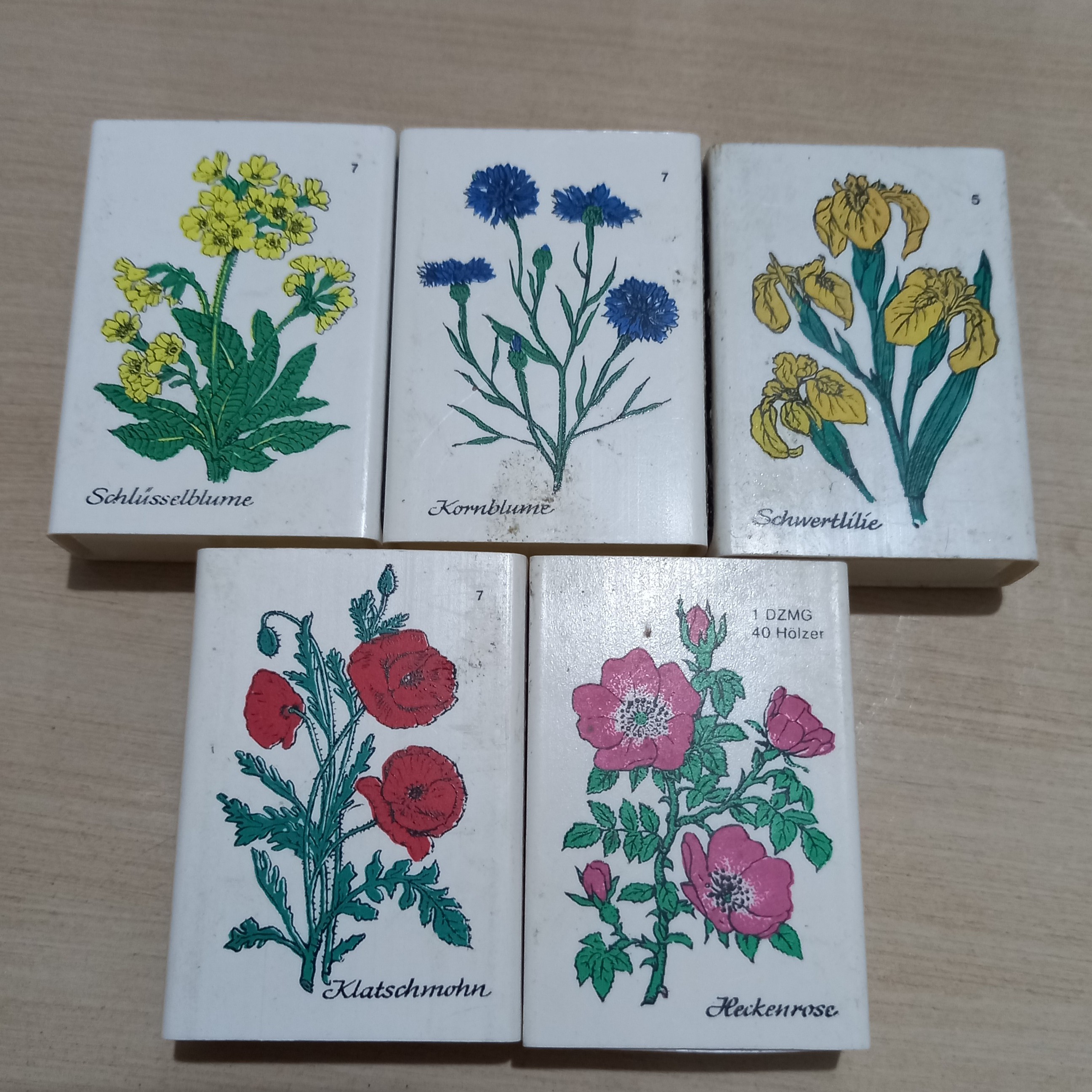 سری 5 عددی کبریت پلاستیکی آلمانی با تصویر گلها