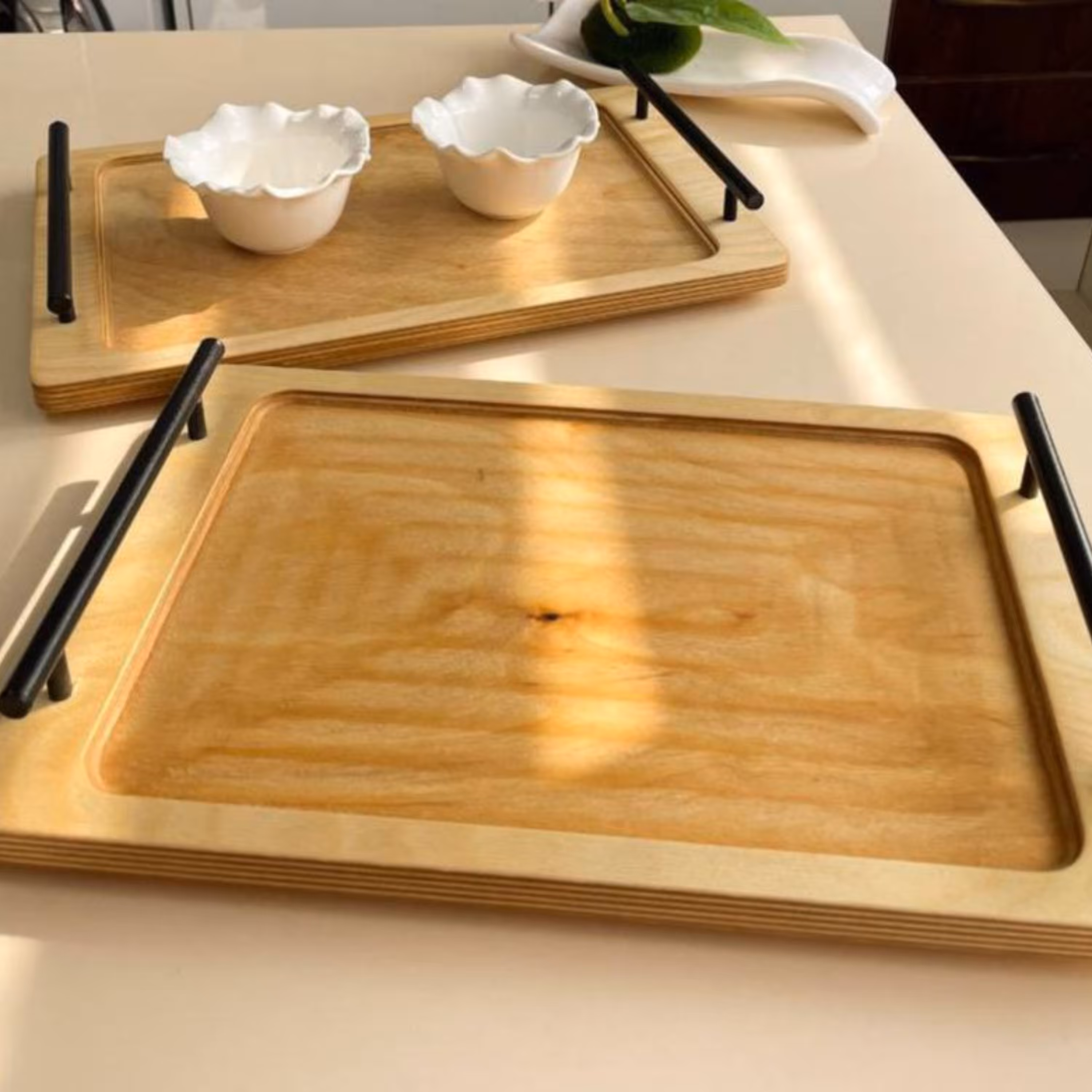 سینی چوبی دسته فلزی