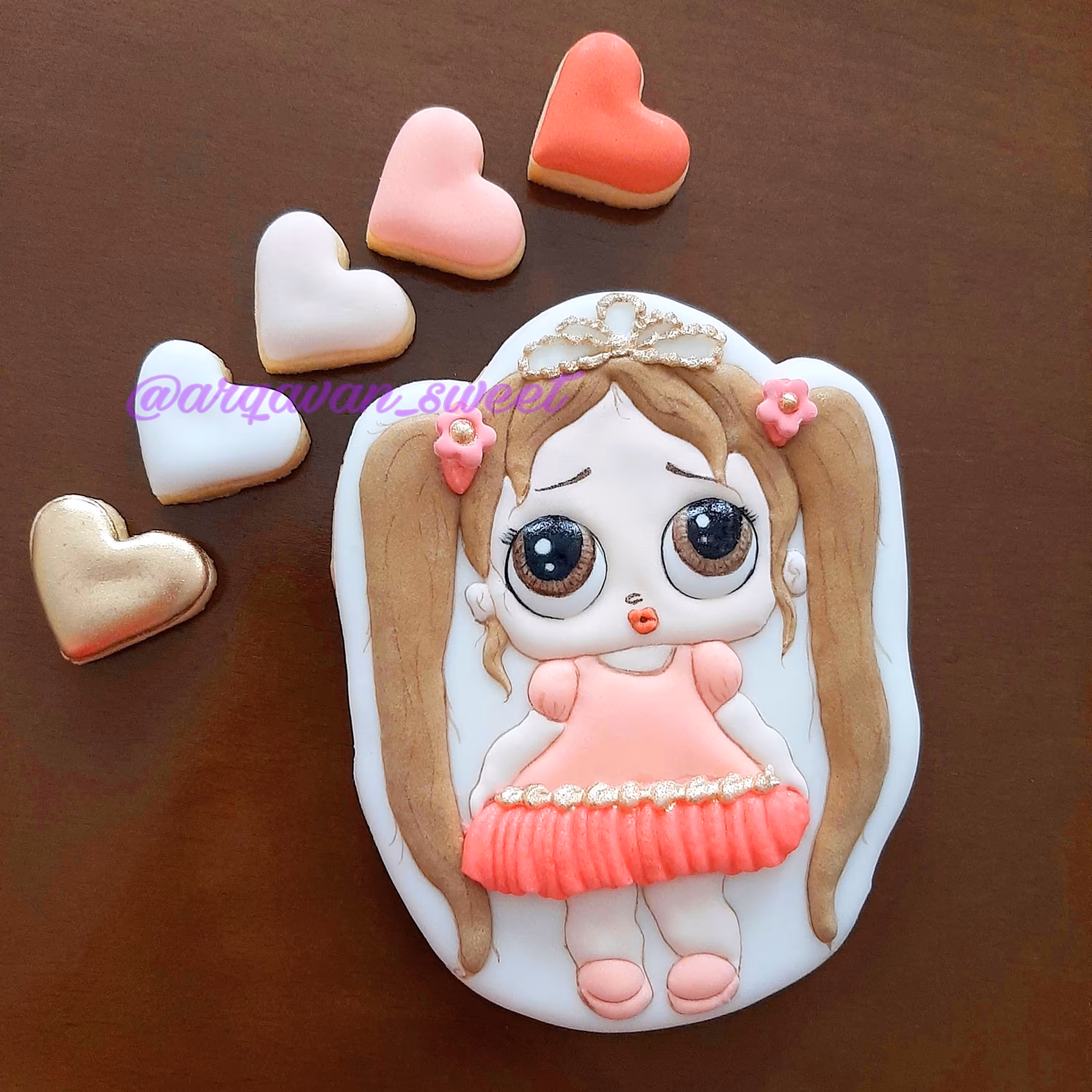 کوکی دکوراتیو (رویال آیسینگ) طرح دخترانه