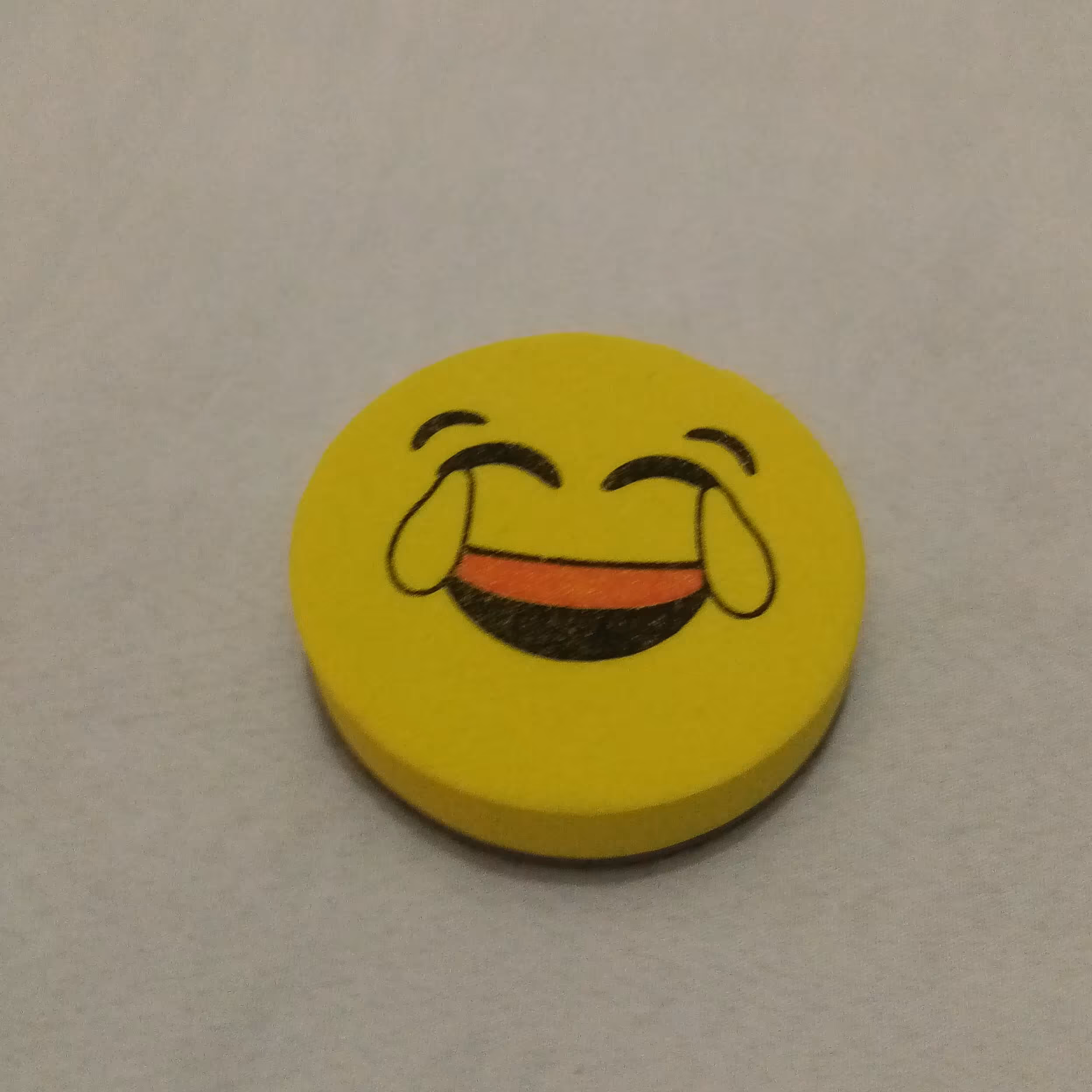 پاک کن تخته وایت برد ایموجی