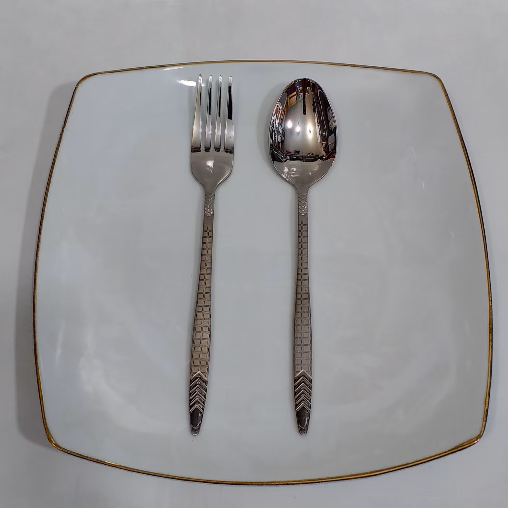 سرویس قاشق چنگال 24نفره یونیک اصل