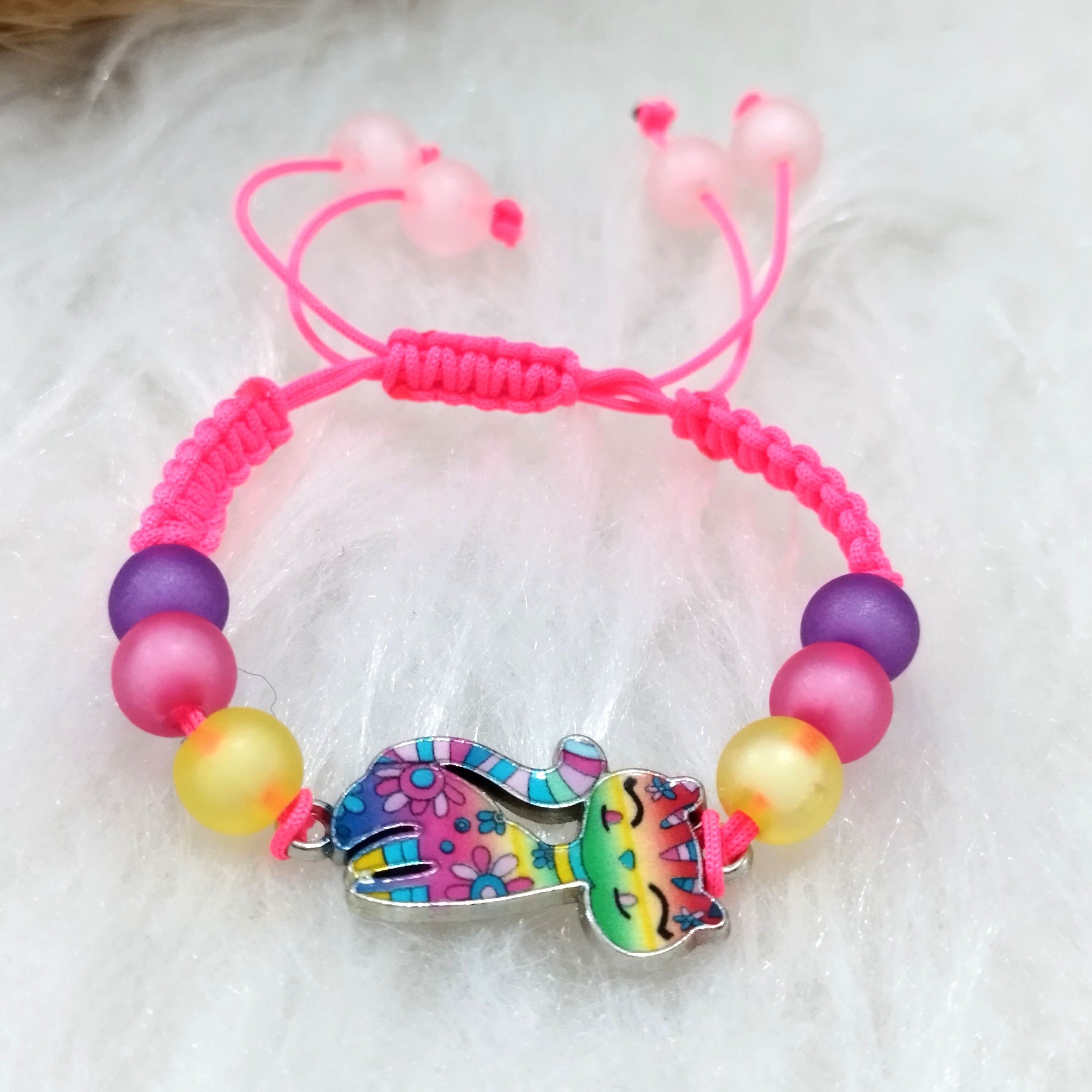 دستبند مهره ای طرح پلاک گربه مدل 03 