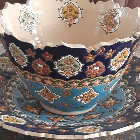 ست کاسه و بشقاب میناکاری سفالی