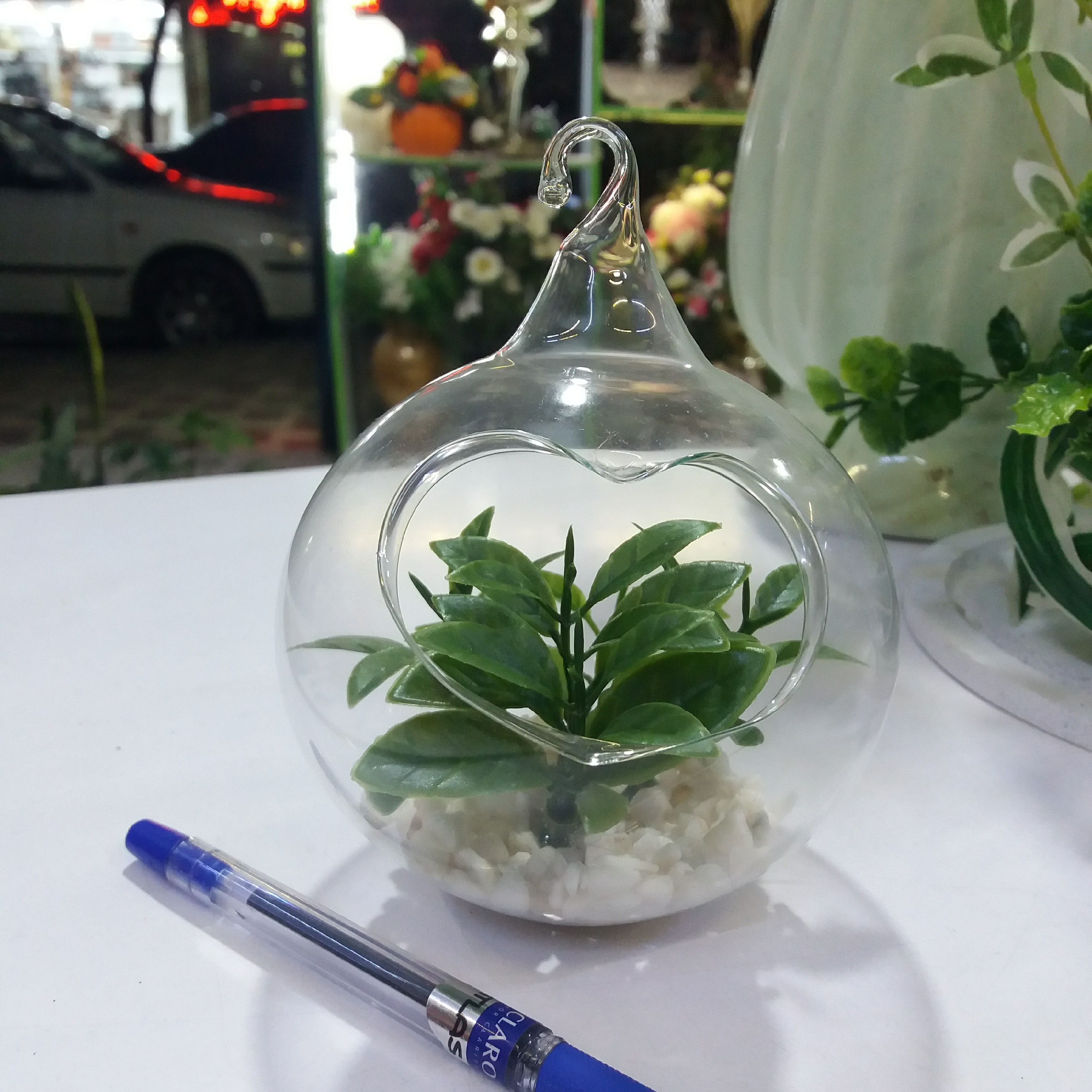 دکوری شیشه پیرکس آویز  گل مصنوعی