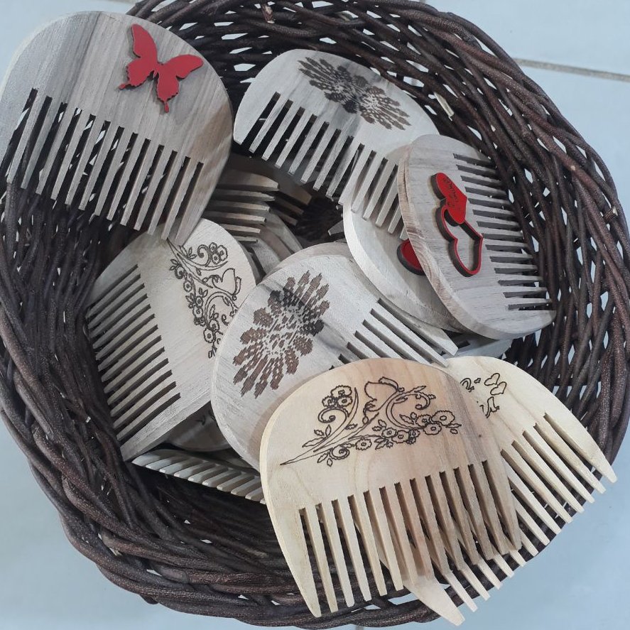 شانه چوبی