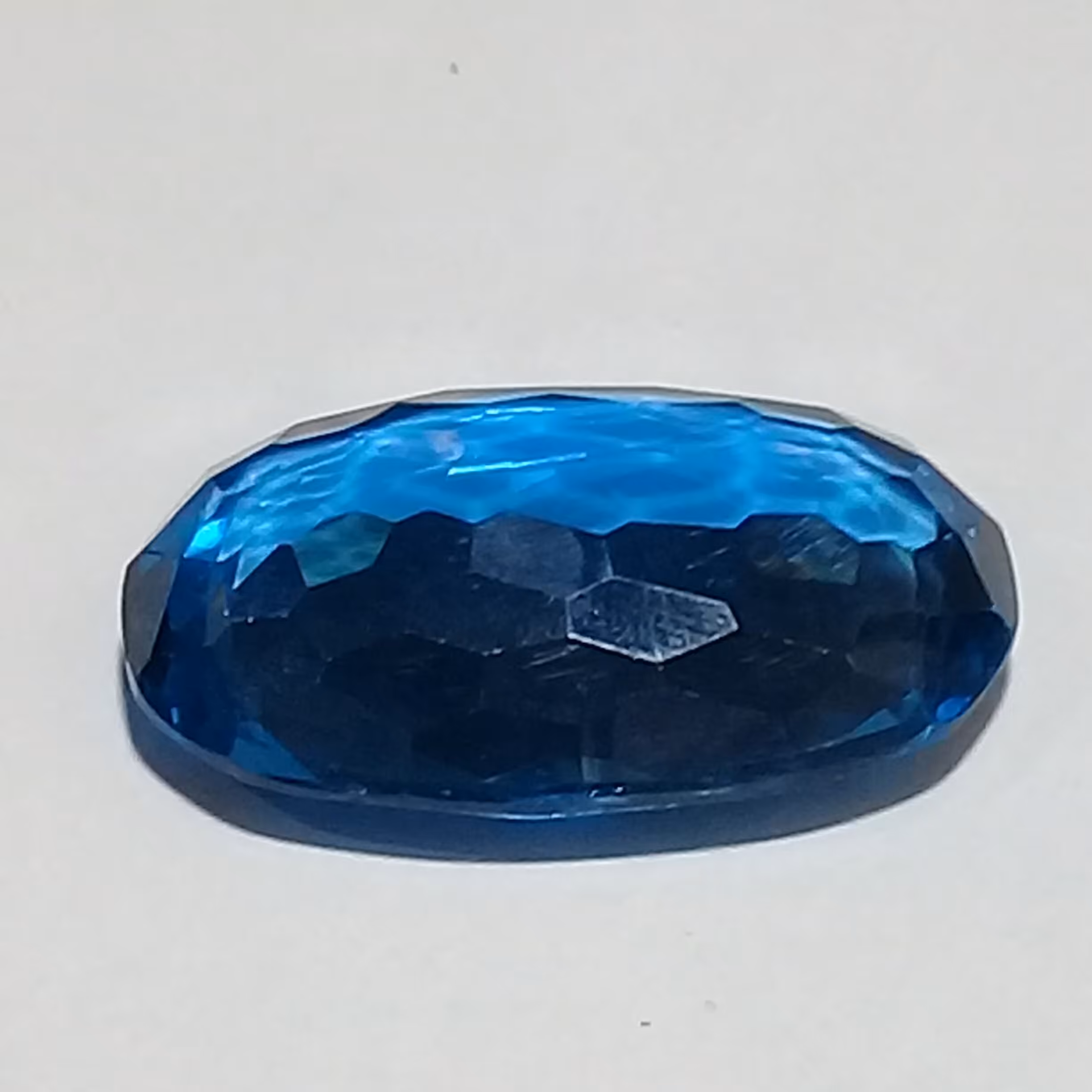 نگین توپاز 40.40 قیراط معدنی طبیعی ضریب سختی 8