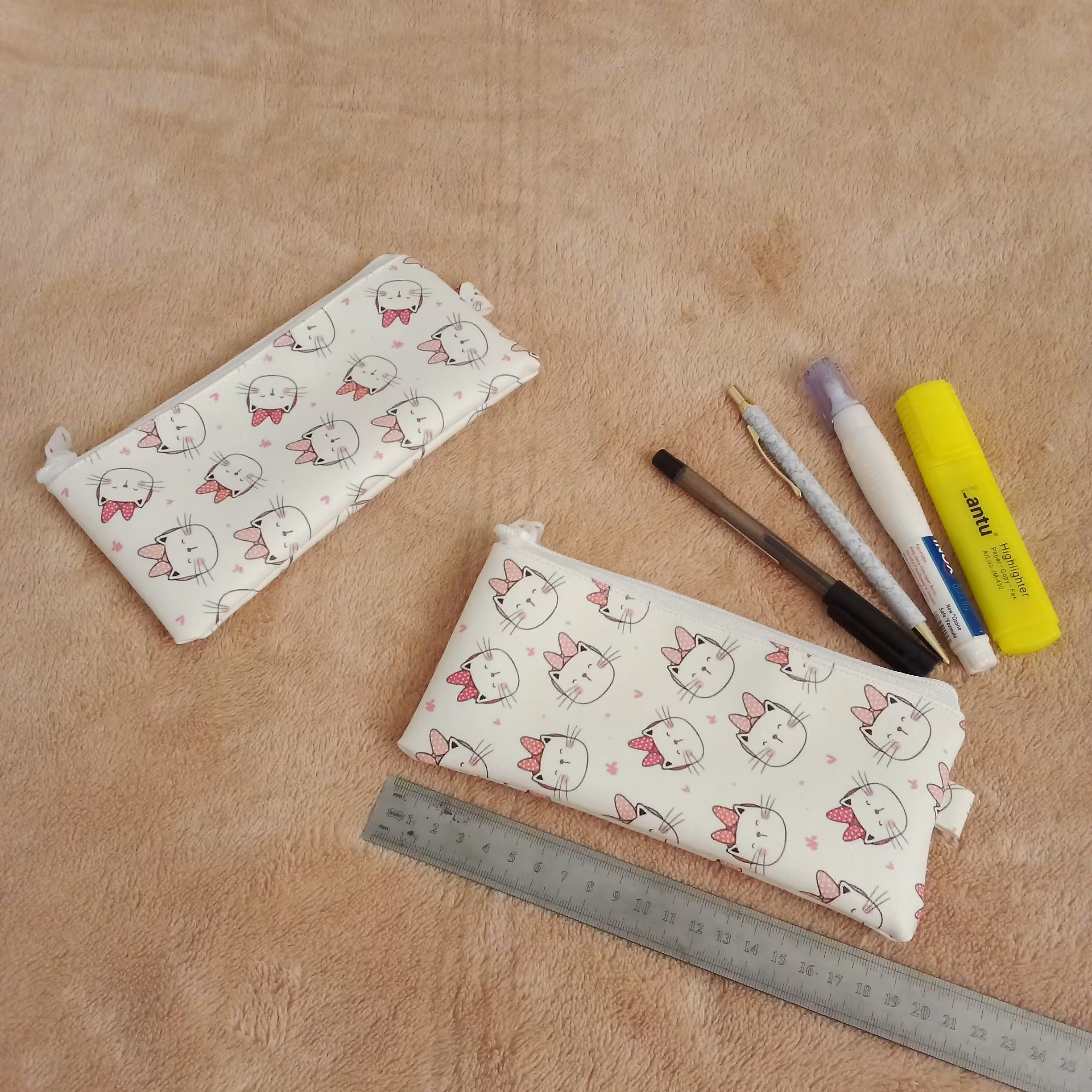 جامدادی چرم 