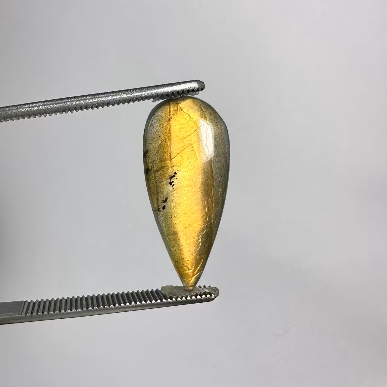 سنگ لابرادوریت معدنی اشکی 235172