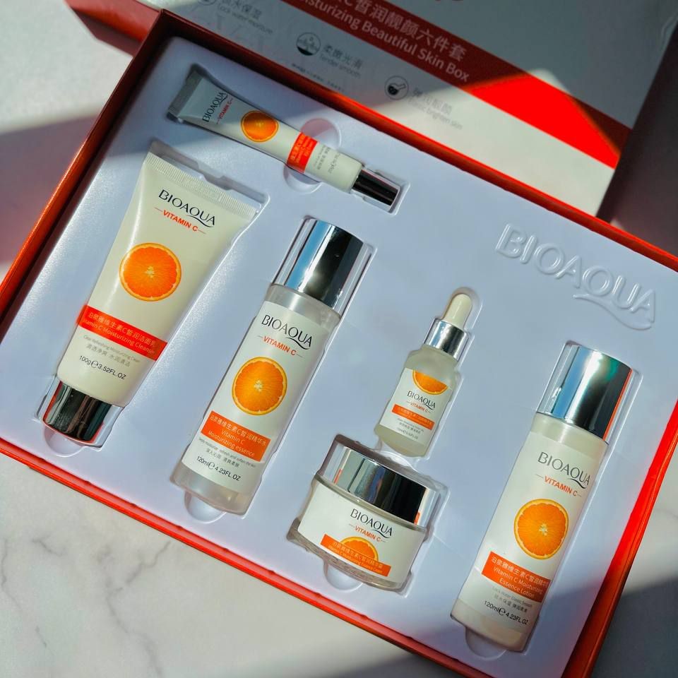 ست مراقبت پوستی ویتامین سی بیوآکوا
