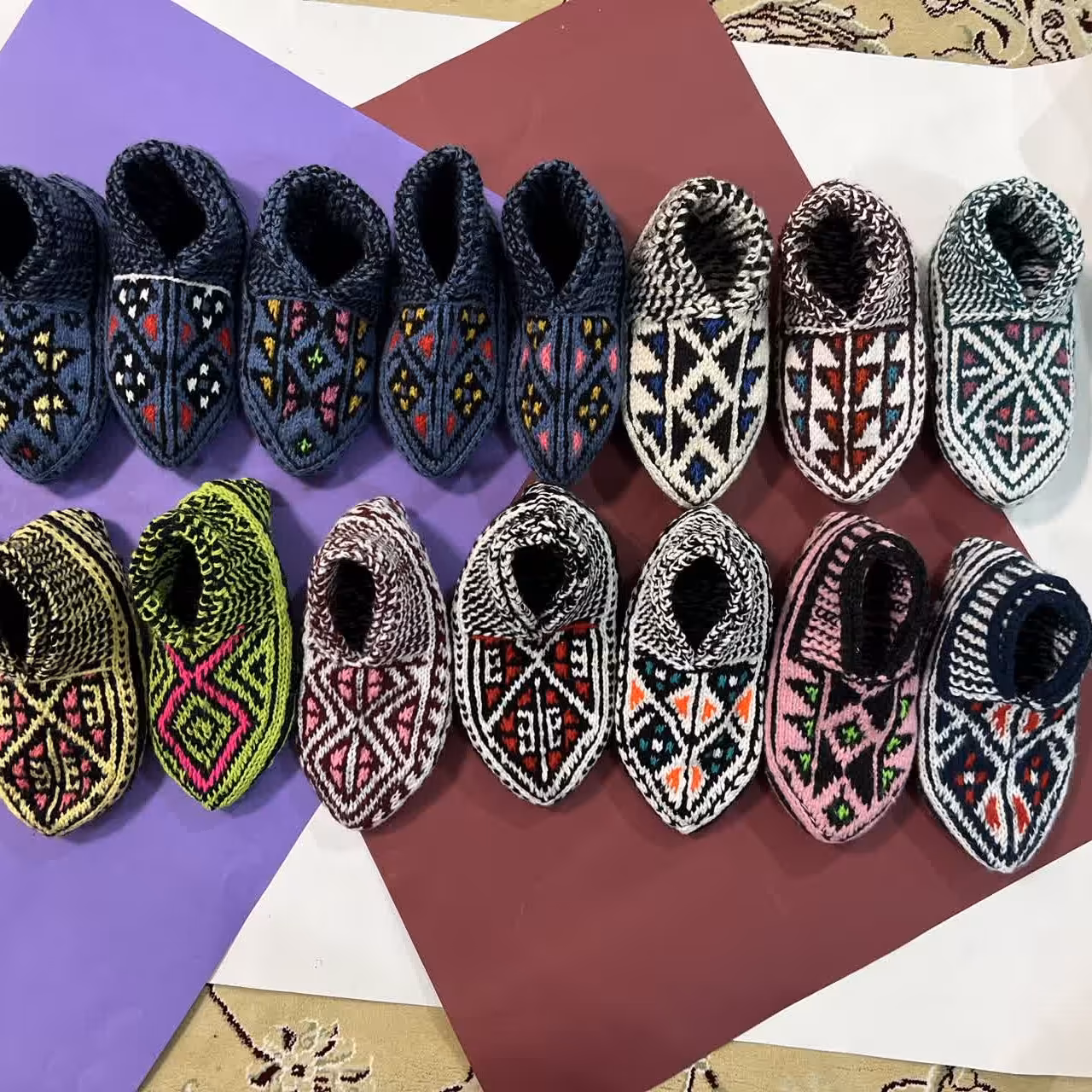 پک 24 جفتی  پاپوش سنتی بافتنی در طرح و رنگ های مختلف 