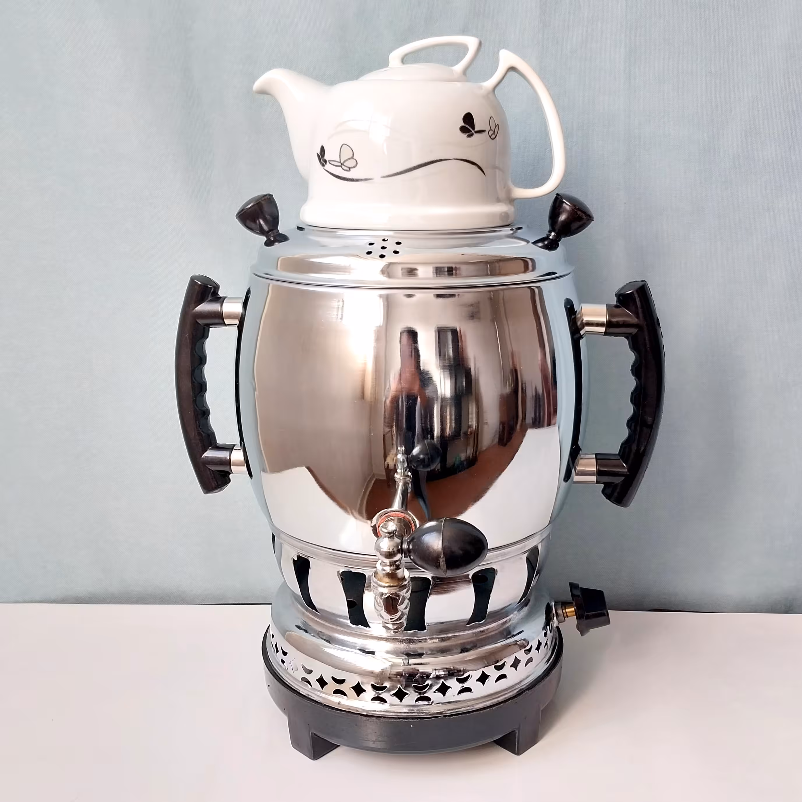 سماور گازی برنجی سه کاره مدل آپولون 6 لیتری با قوری ارسال رایگان کد2000 