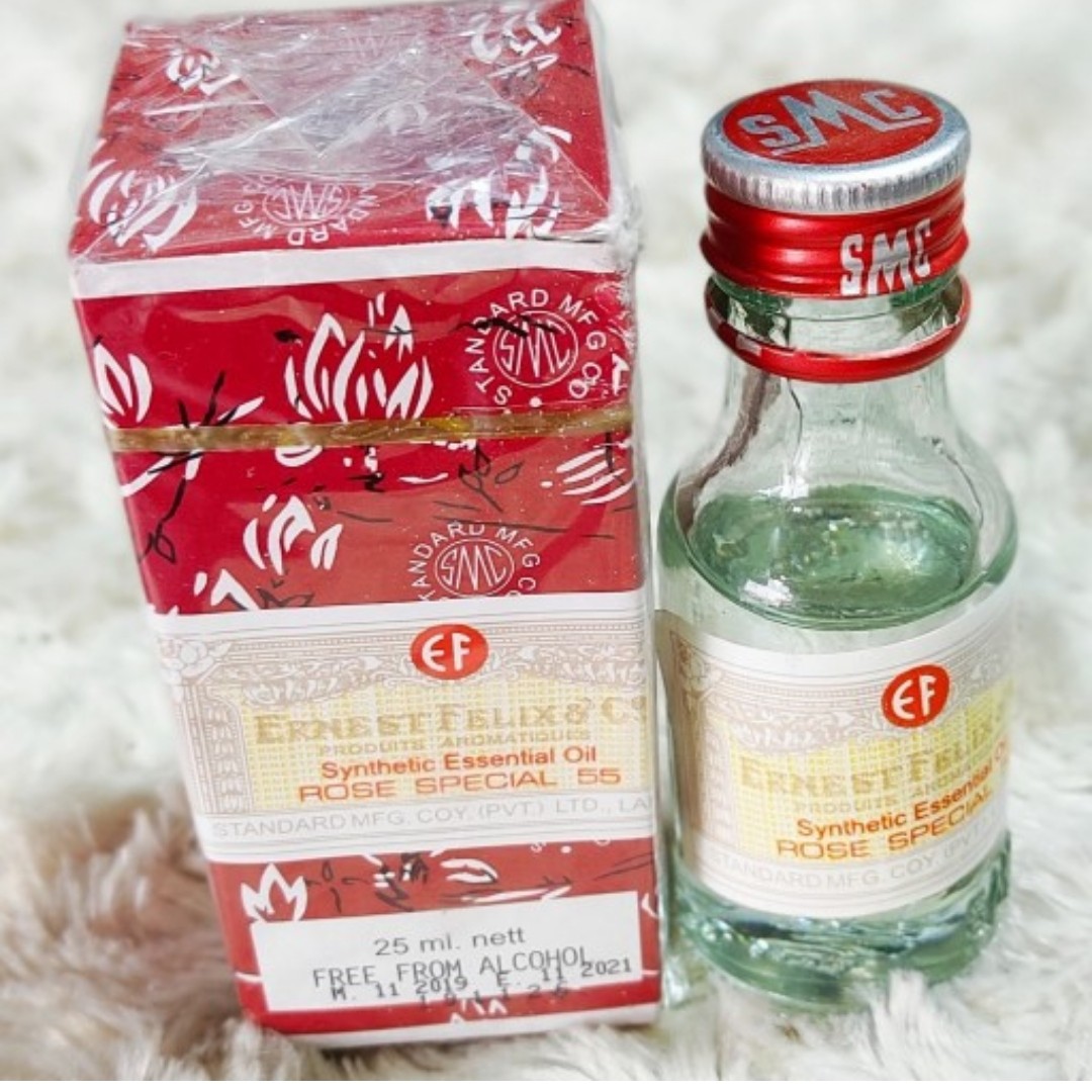 عطر گلاب لاهوری 25میل ساخت لاهور پاکستان.