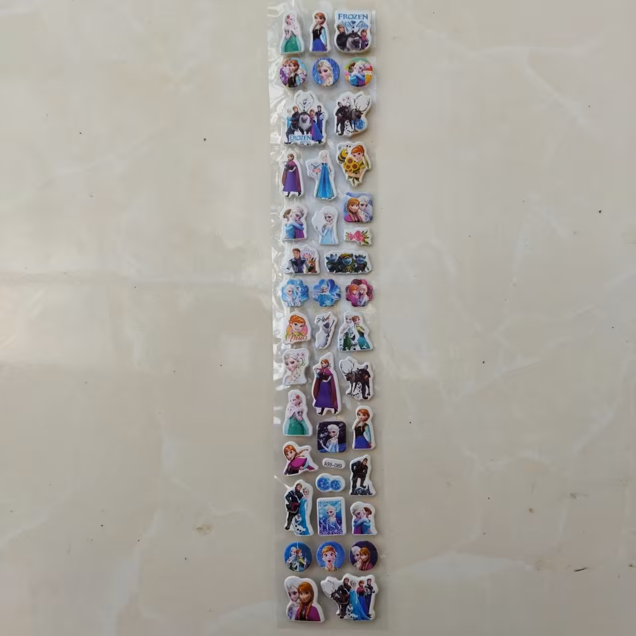 برچسب استیکر برجستہ بلند طرح فروزن سایز 5 در 30 سانت مجموعہ 40 عددی