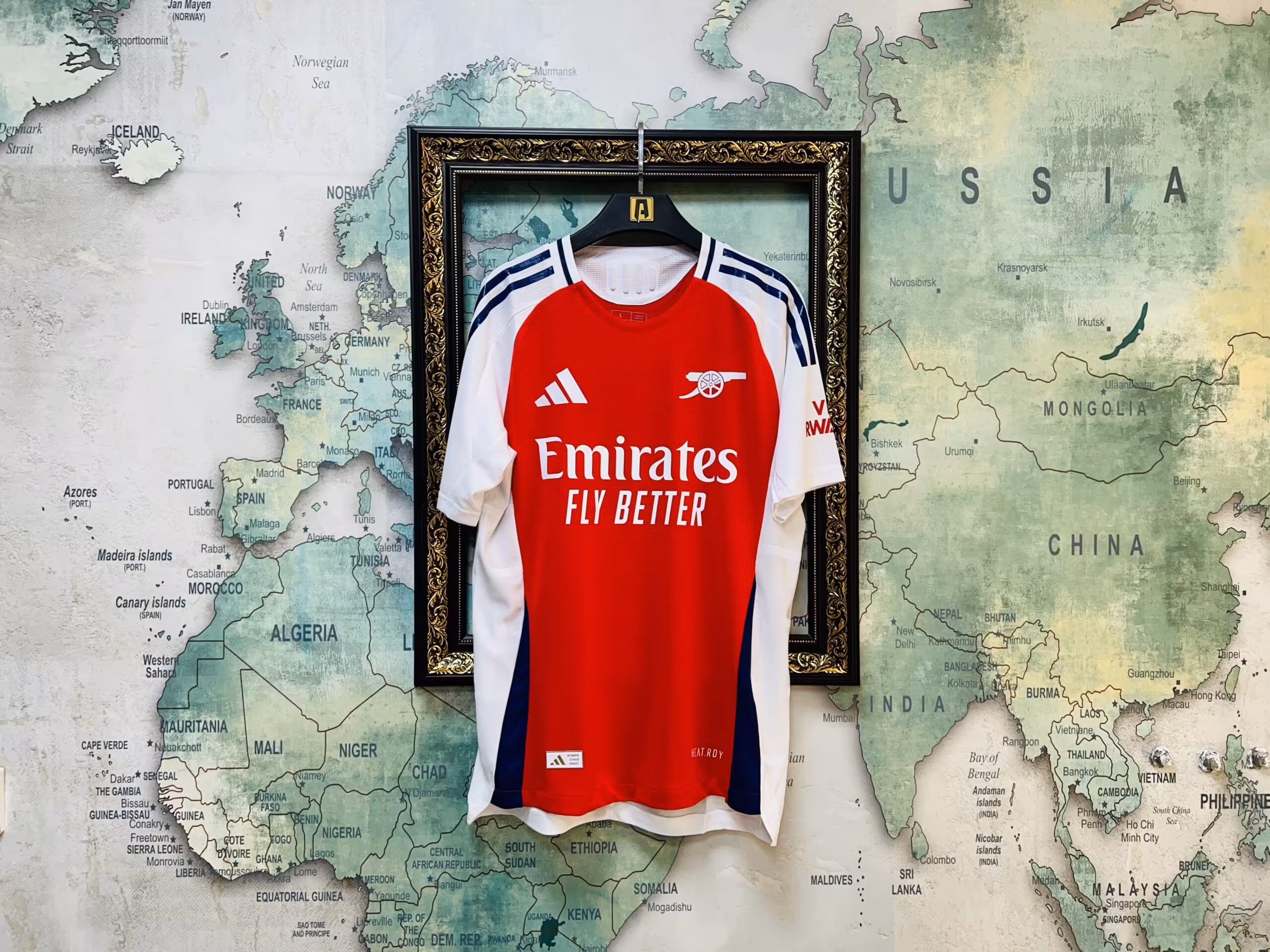 کیت اول آرسنال 2024-2025 ورژن پلیر (بازیکن)