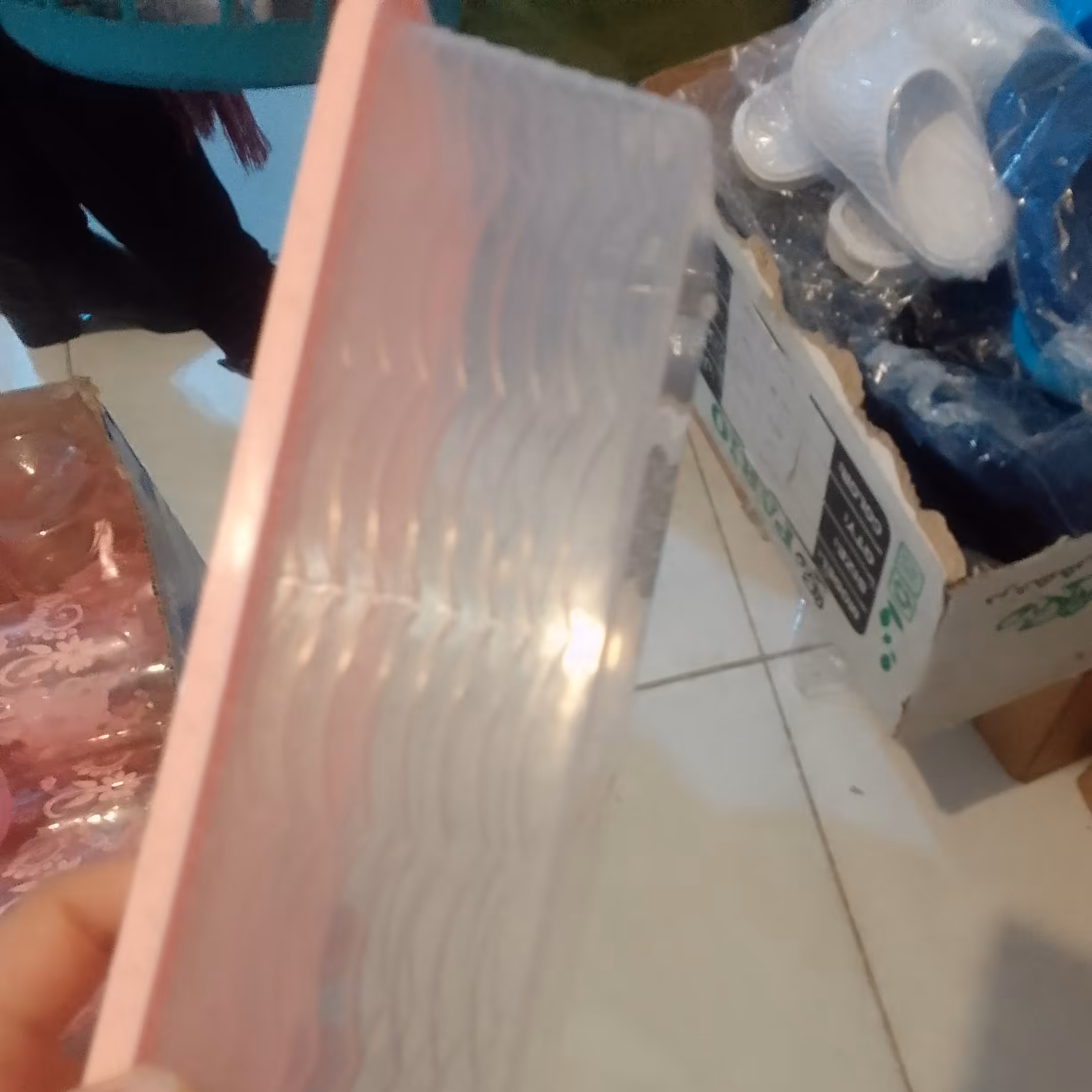 ظرف درب دار 